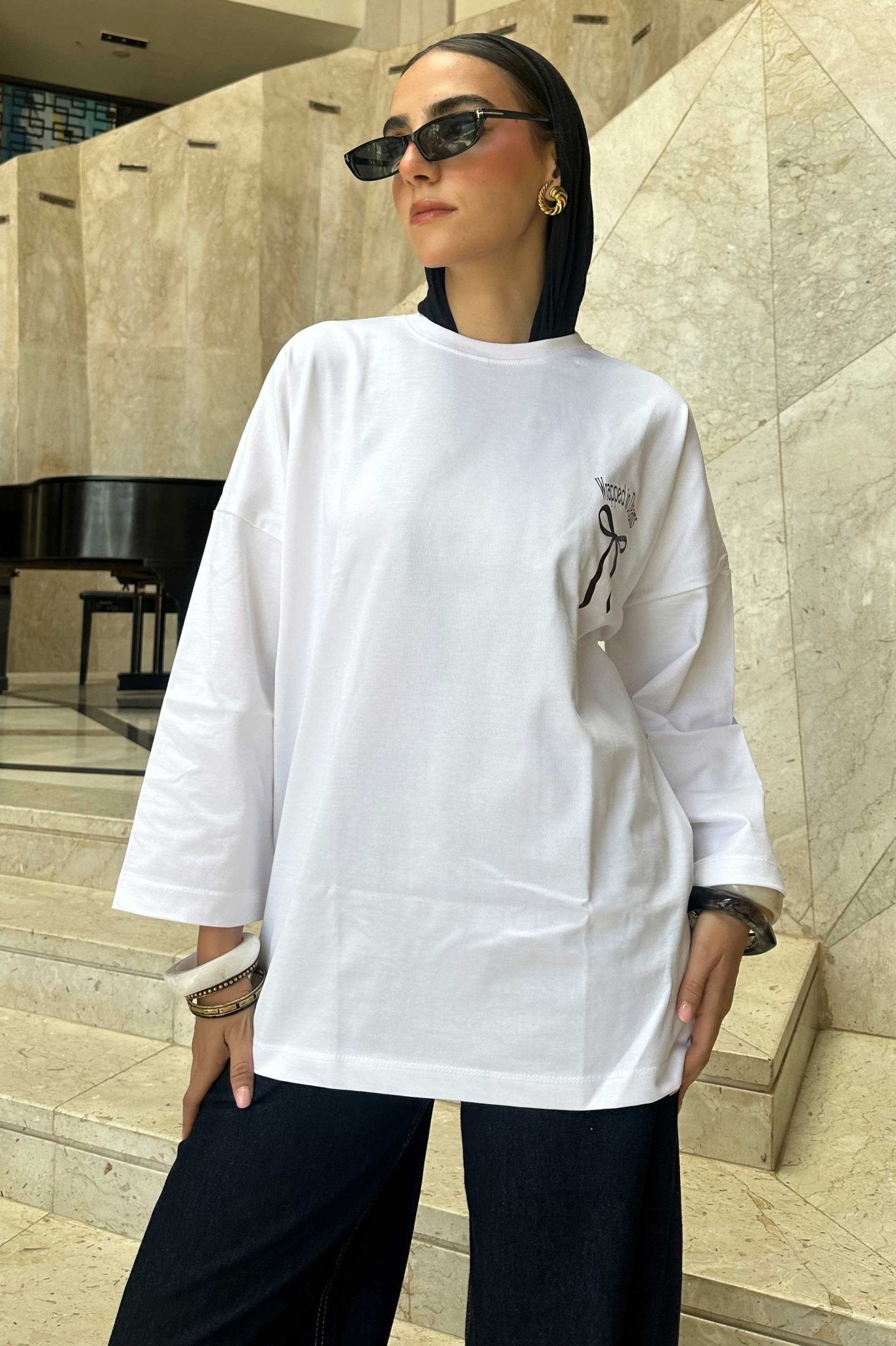 Oversized White Graphic T-Shirt T-Shirt CIZNEW - Cizaro Jeans