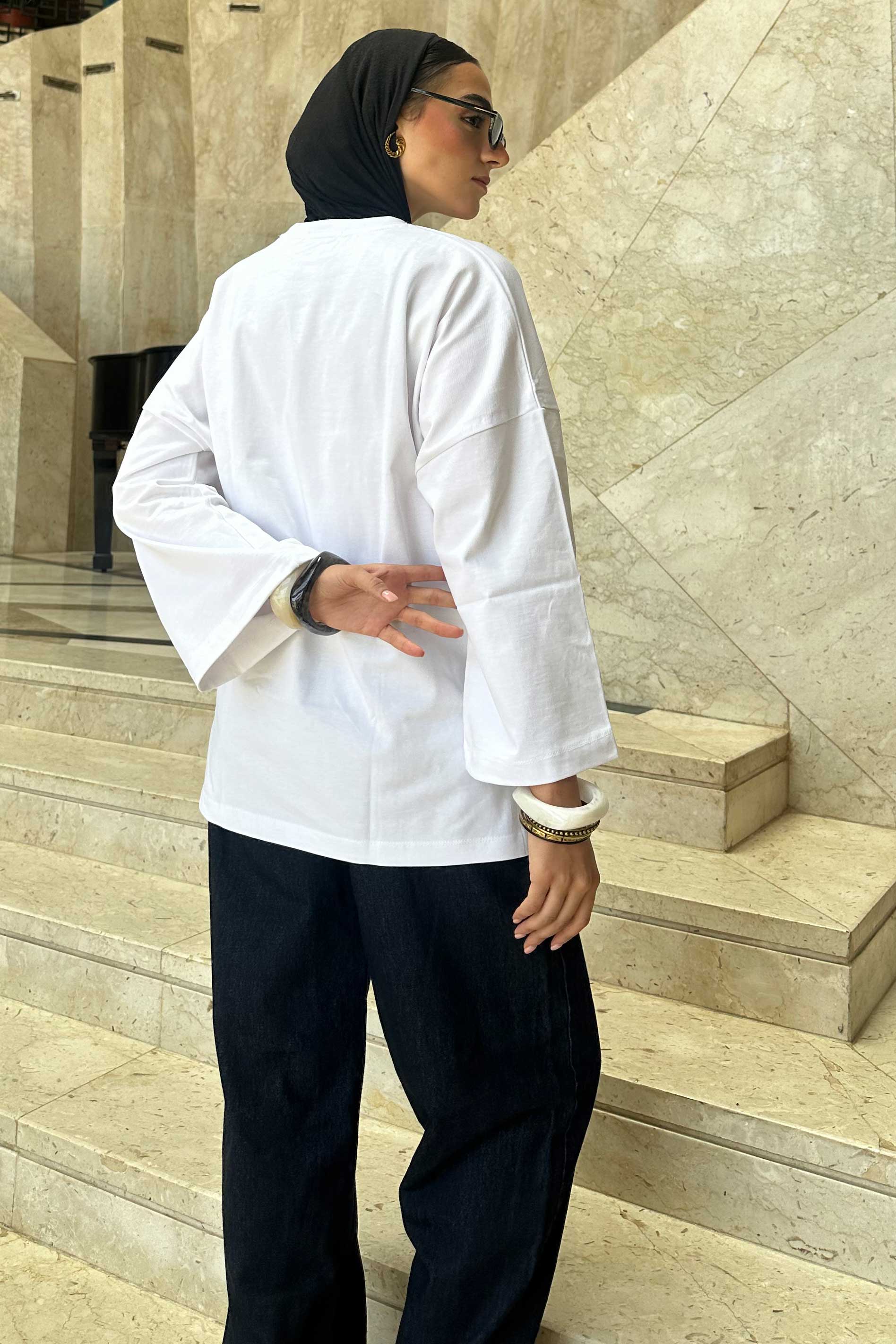 Oversized White Graphic T-Shirt T-Shirt CIZNEW - Cizaro Jeans