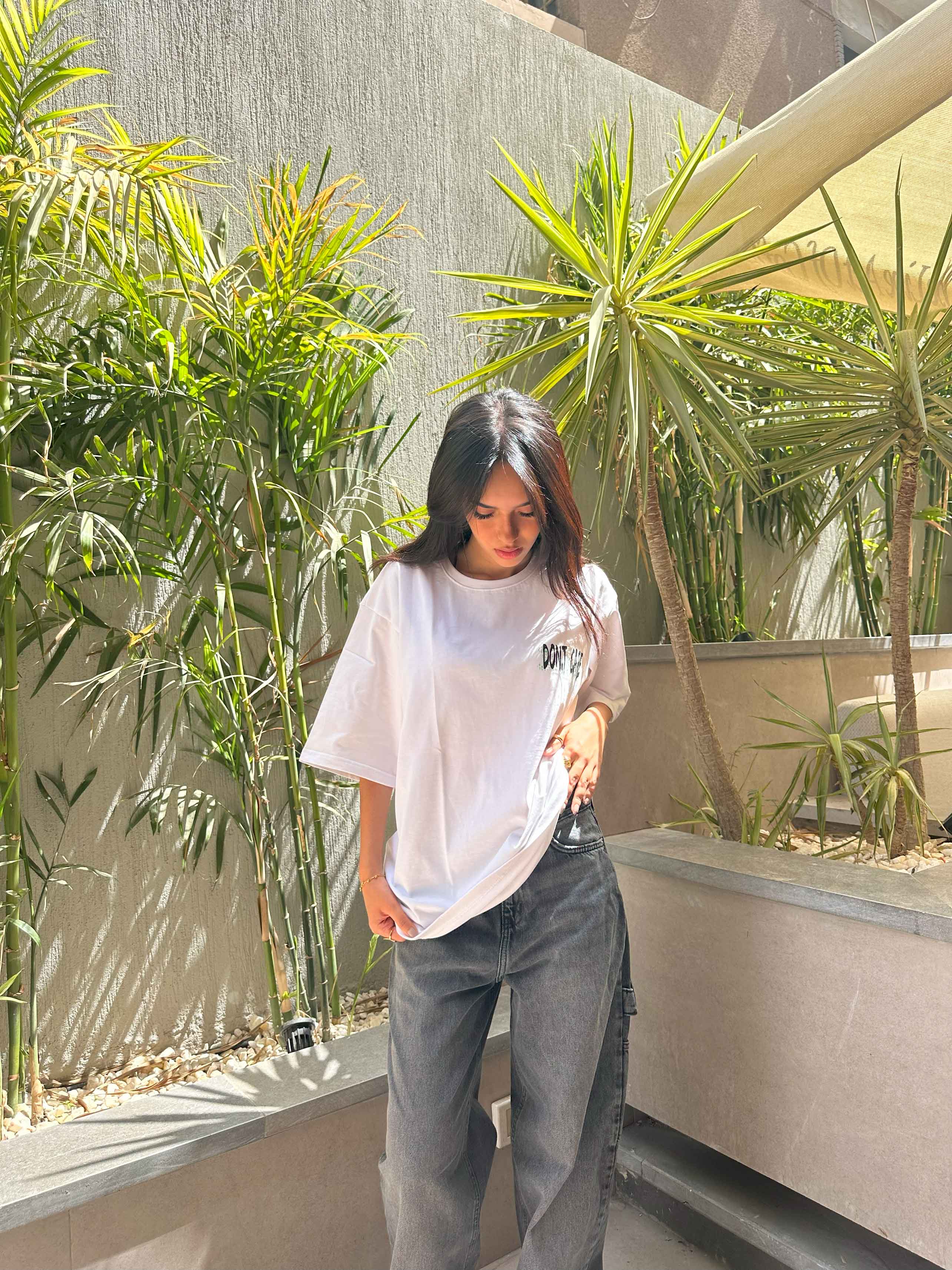 T-Shirt - White Oversized. T-Shirt CIZARO - Cizaro Jeans