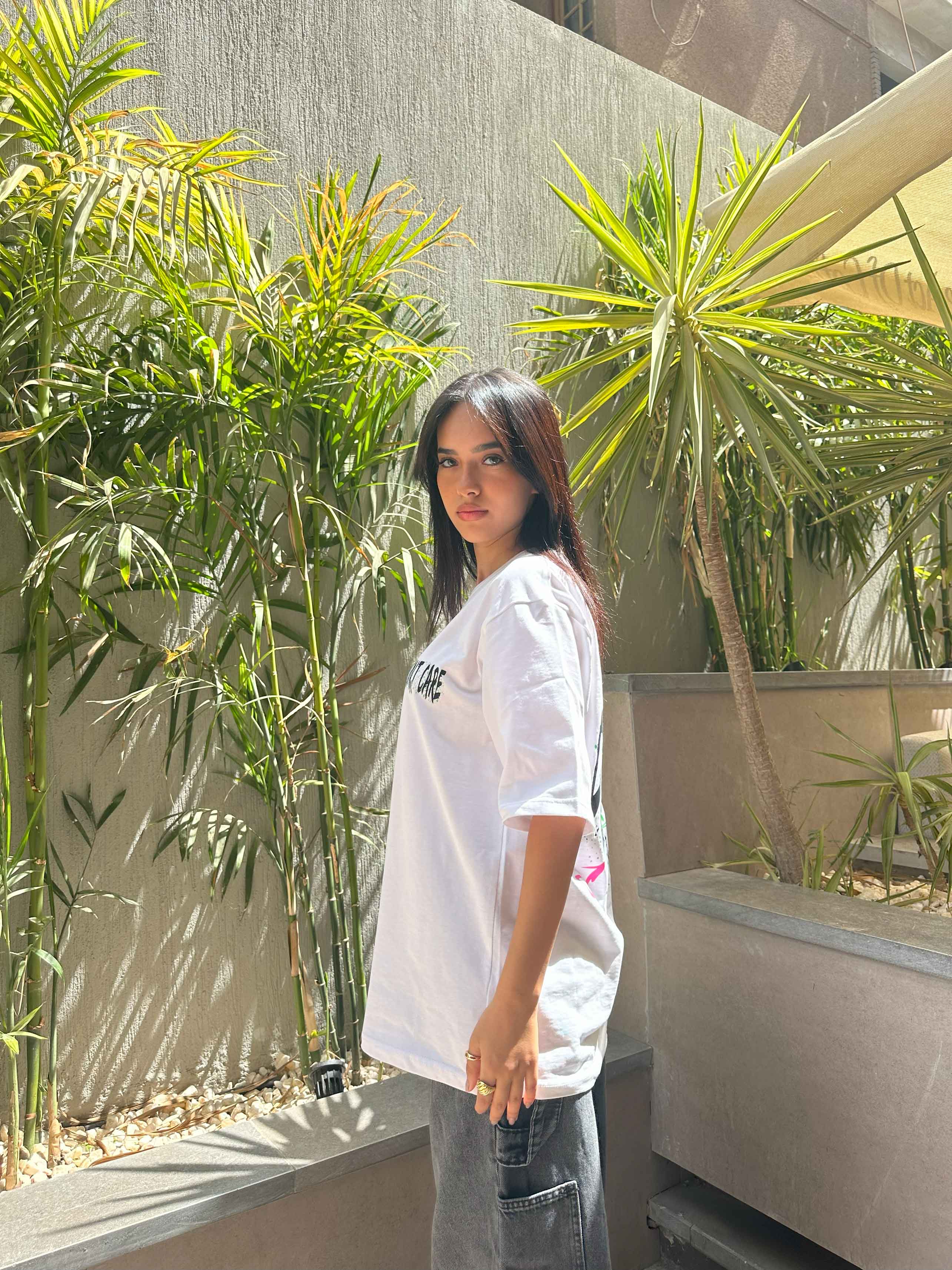 T-Shirt - White Oversized. T-Shirt CIZARO - Cizaro Jeans