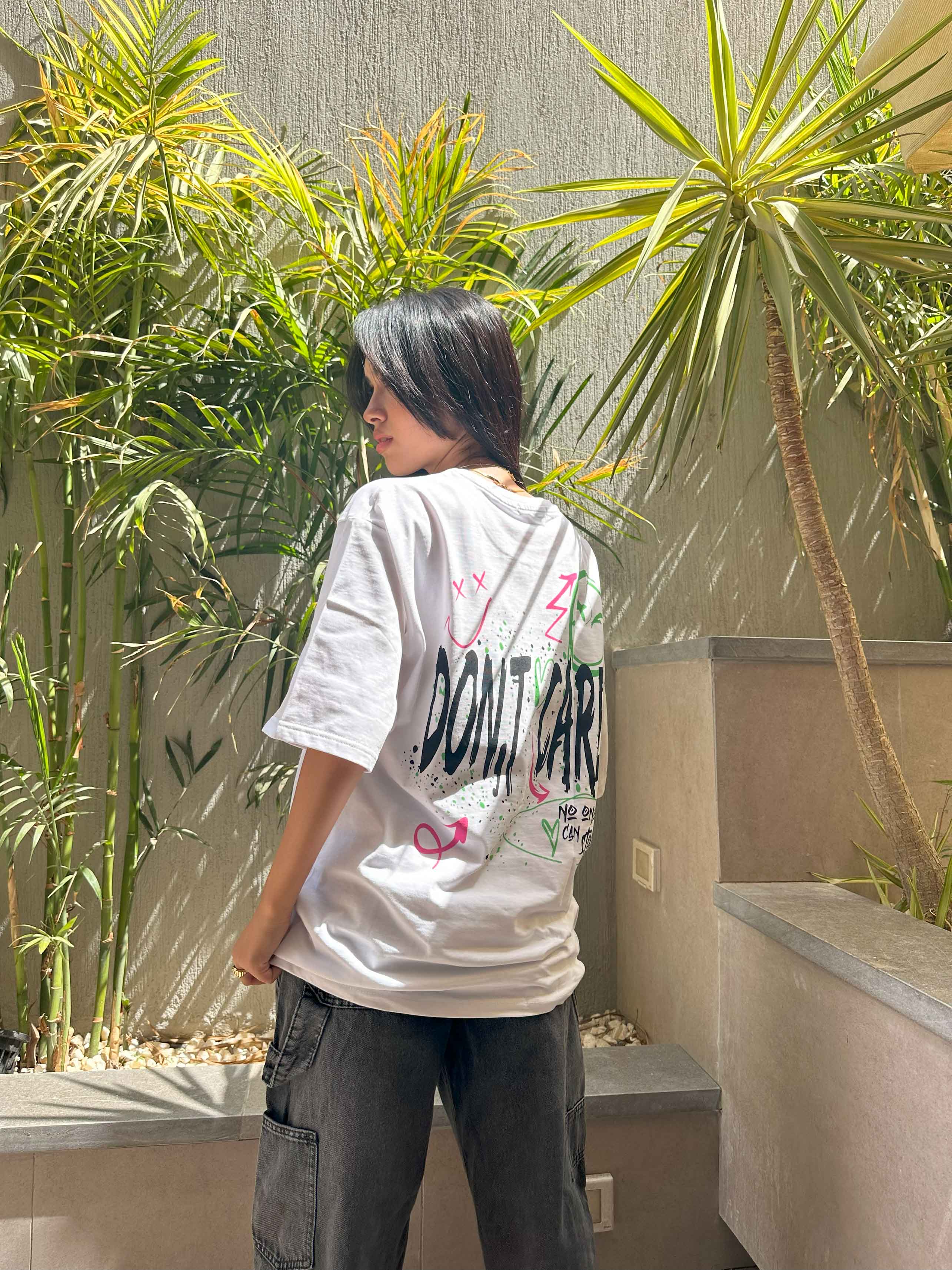 T-Shirt - White Oversized. T-Shirt CIZARO - Cizaro Jeans