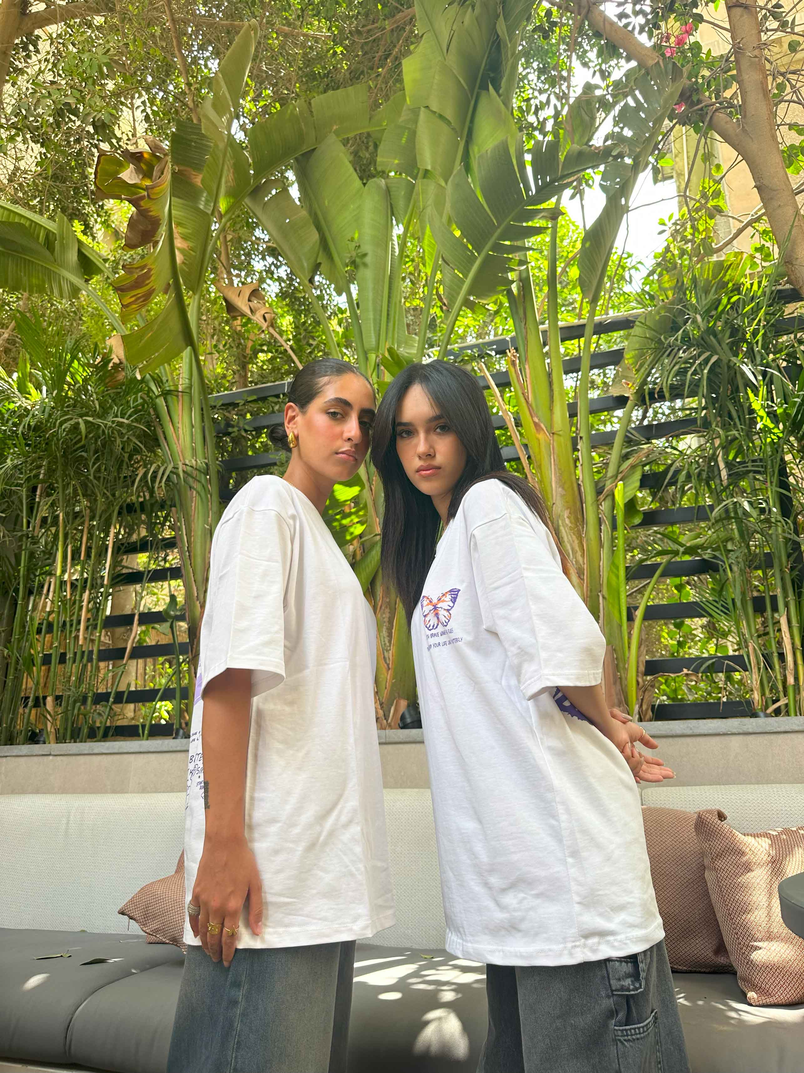 White Oversized Tee. New Line CIZARO - Cizaro Jeans