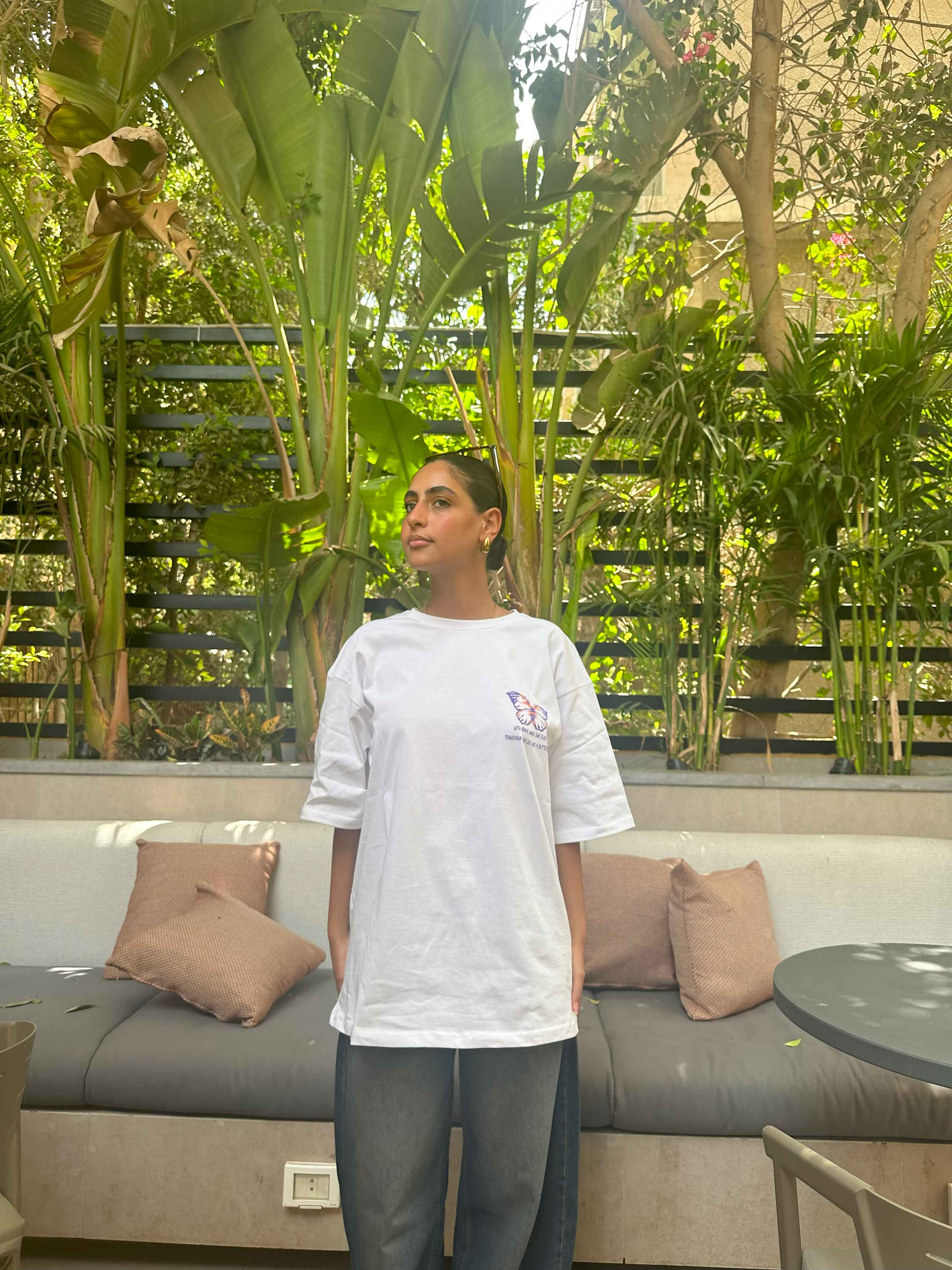 White Oversized Tee. New Line CIZARO - Cizaro Jeans