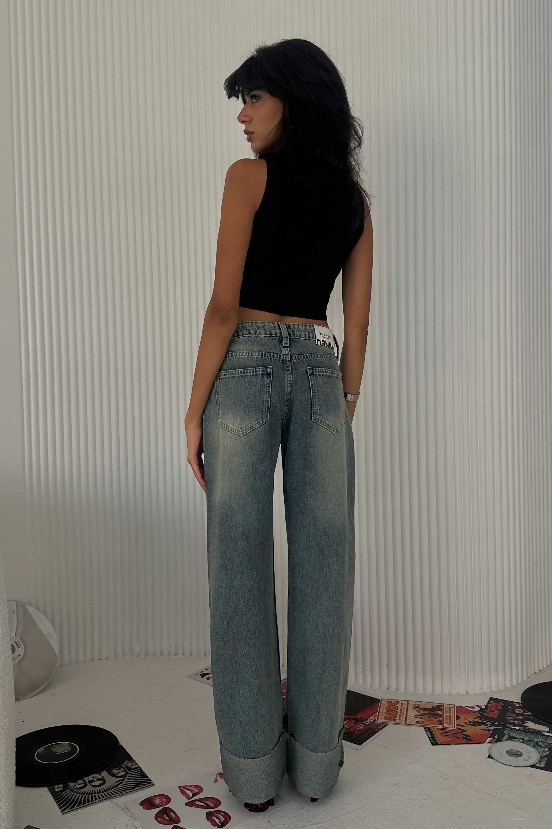 Wide-Leg Raw Hem Turn-Up - High-Waist Mid Vintage Blue Jeans