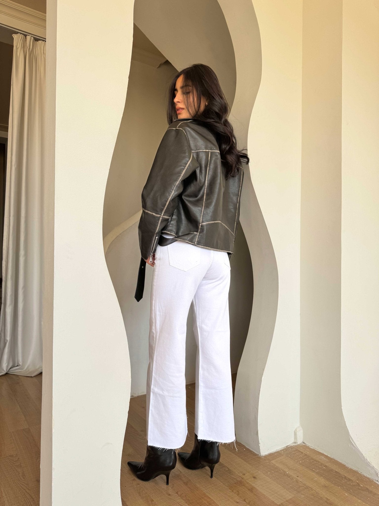 Cropped Wide Leg – Mid Rise White Jeans wide leg CIZARO - Cizaro Jeans