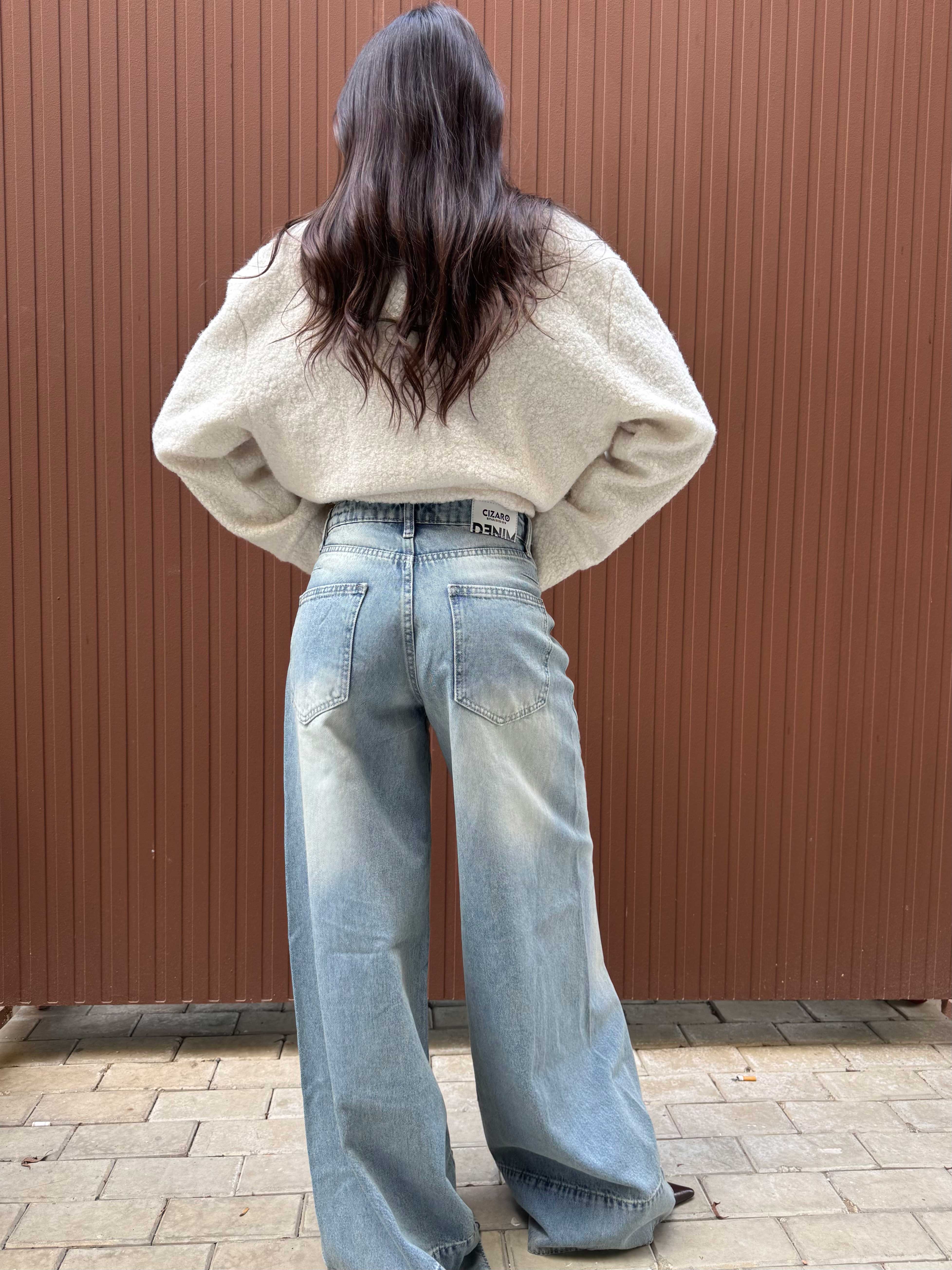 Extreme Wide Leg – Mid-Rise Light Vintage Blue Jeans Wide leg - Extreme wide leg CIZARO - Cizaro Jeans