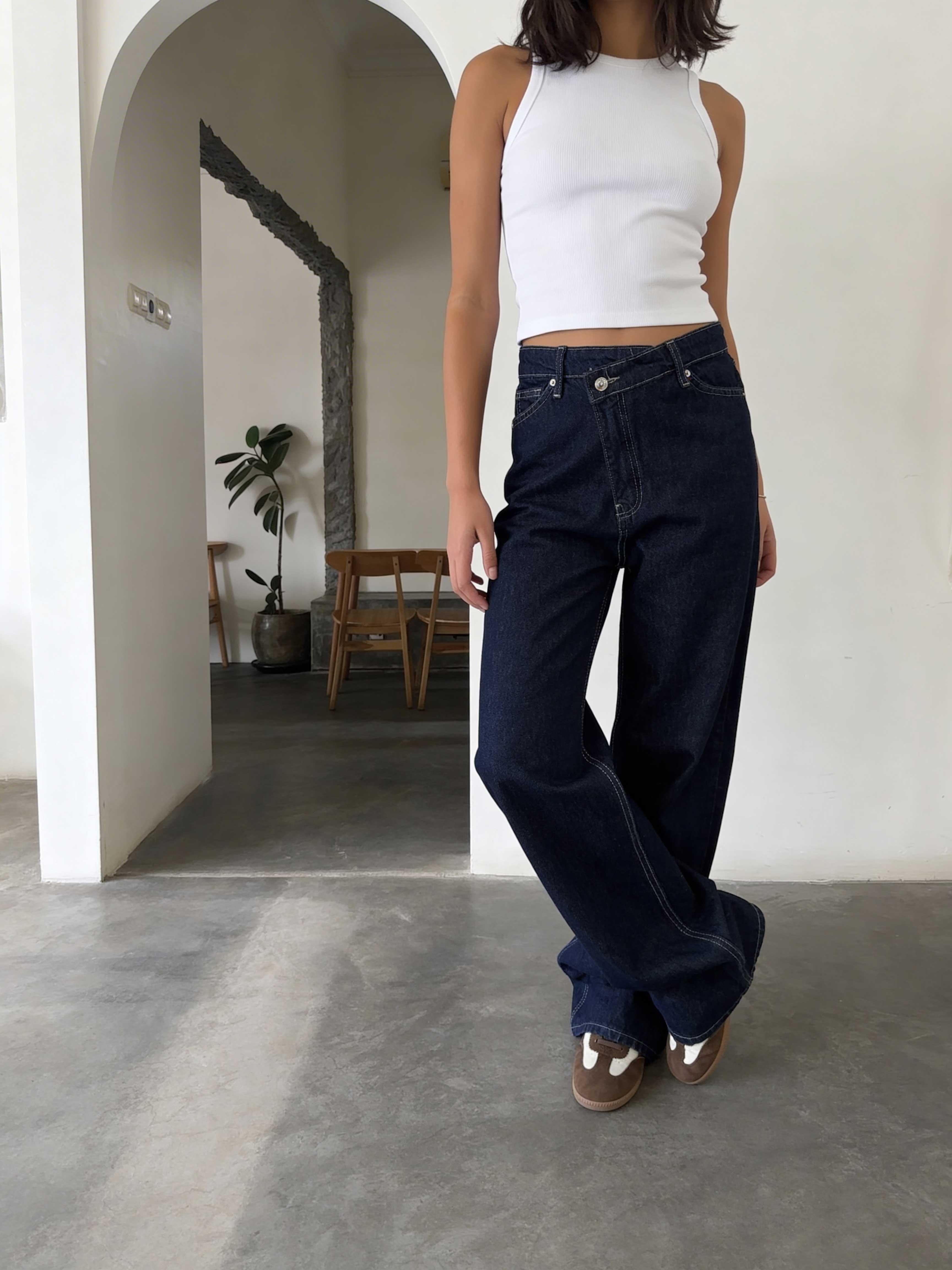 Crossover Wide-Leg – High-Waist Raw Denim Jeans Wide Leg CIZARO - Cizaro Jeans