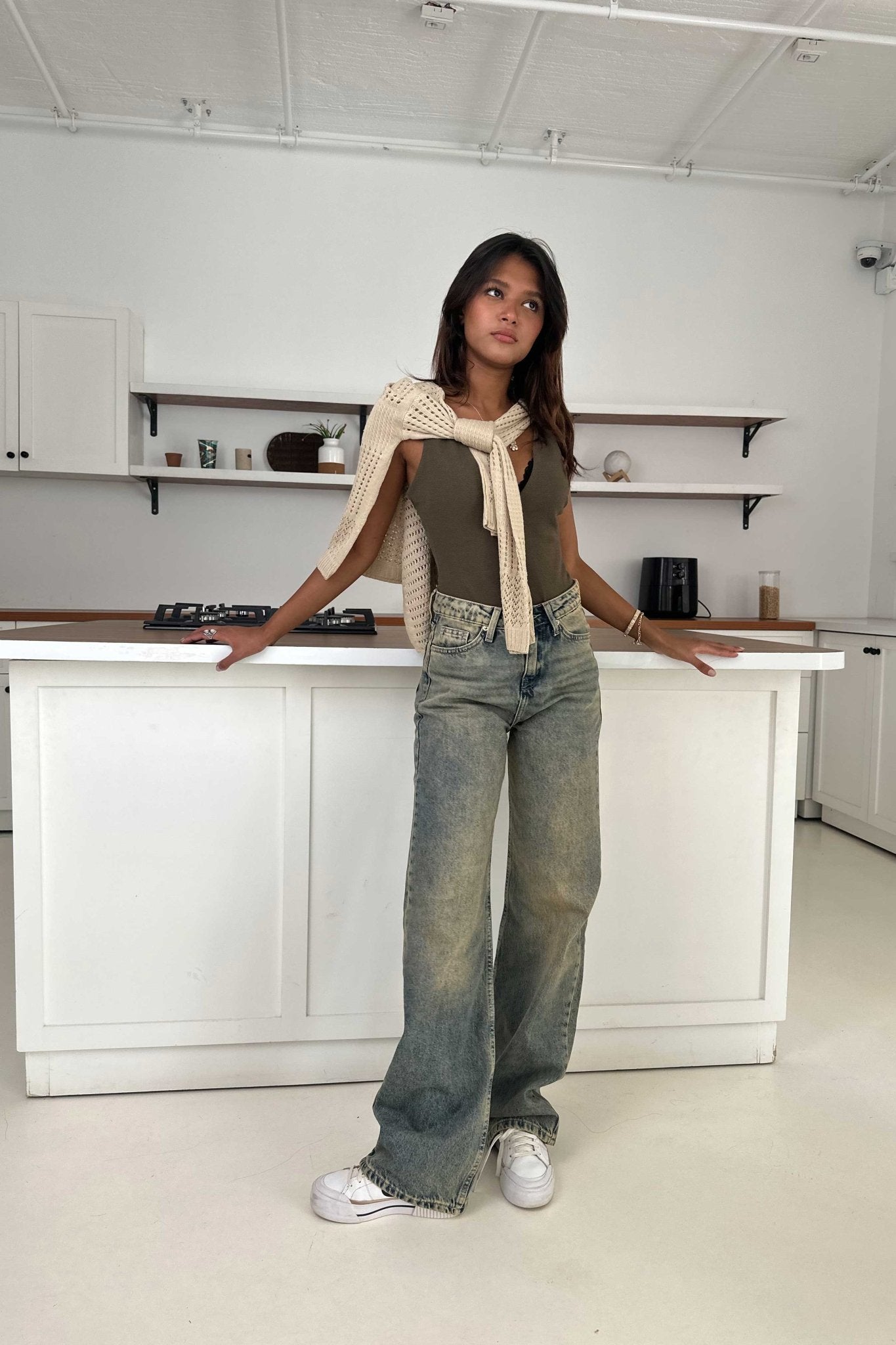 Wide Leg – Mid Rise Faded Vintage Blue Jeans wide leg CIZARO - Cizaro Jeans