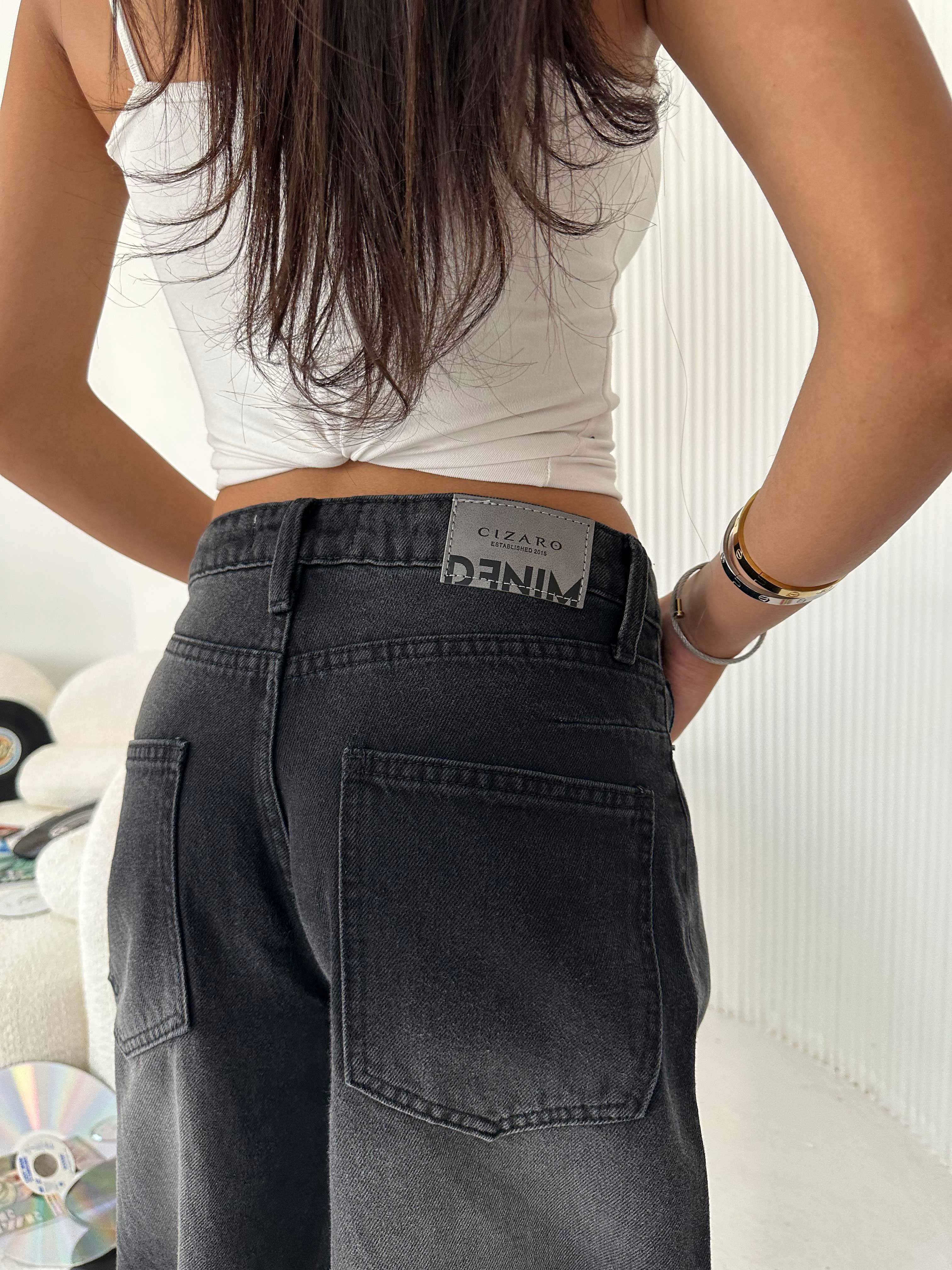 Extreme Wide-Leg - High-Waist Washed Charcoal Jeans