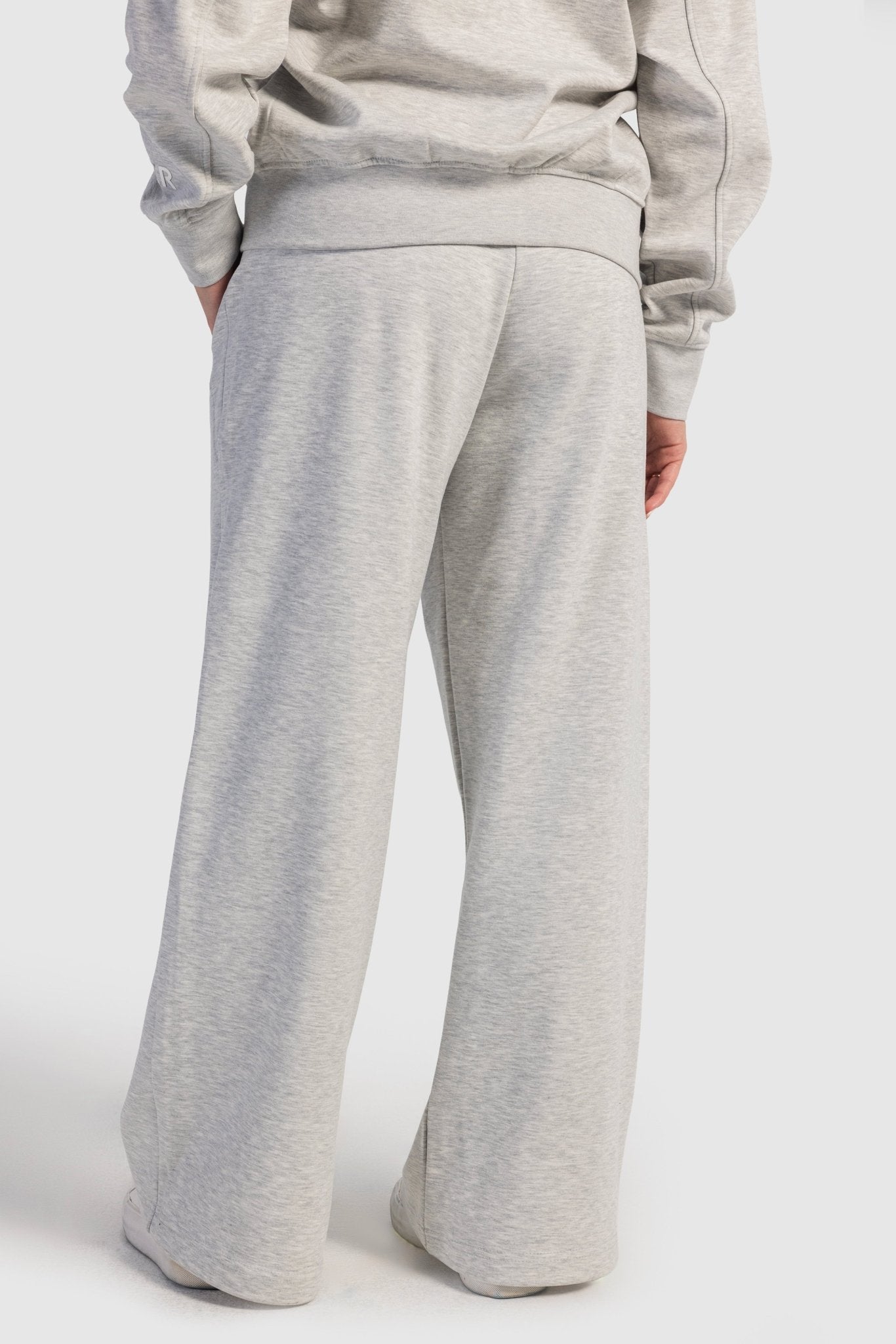 Relaxed Fit Wide-Leg Sweatpants – Light Grey pants CIZARO - Cizaro Jeans