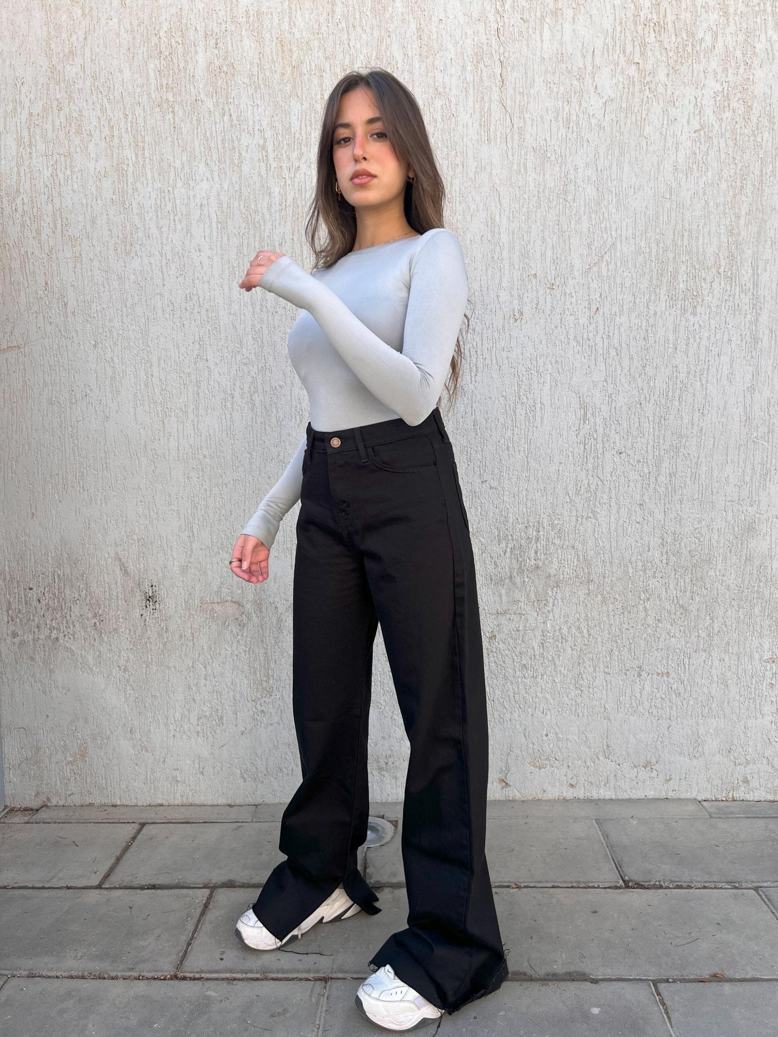 Straight - High-Waist Black Side Split. Mom-Fit Cizaro - Cizaro Jeans