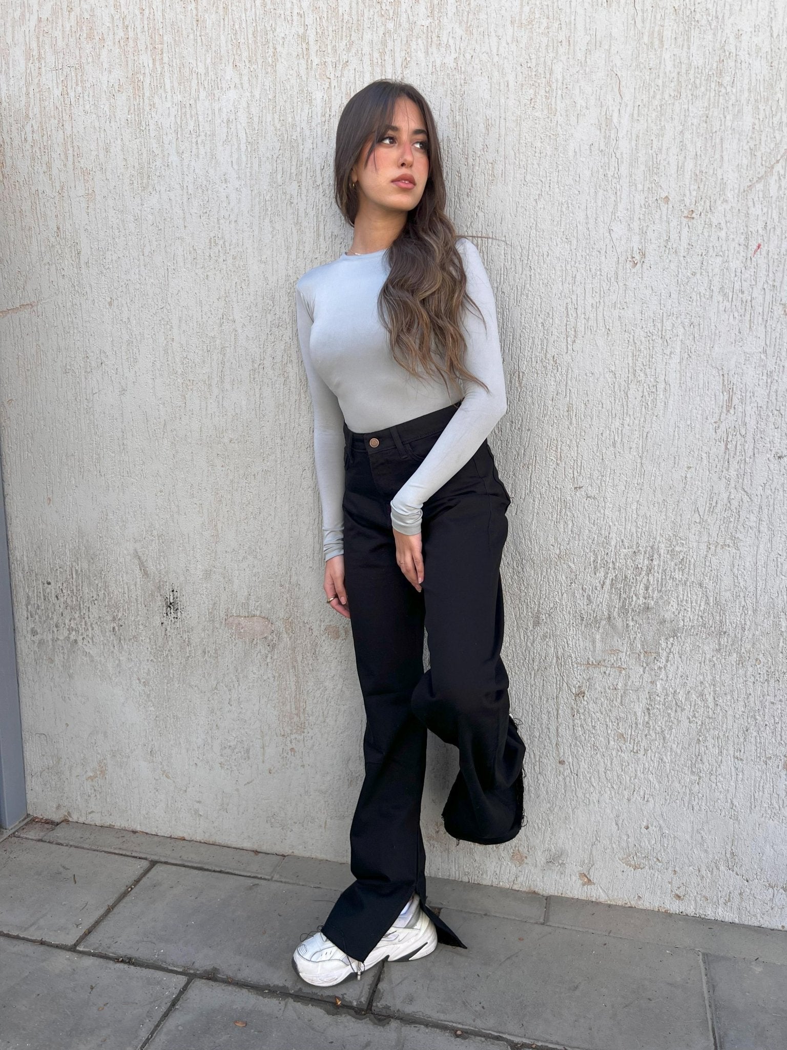 Straight - High-Waist Black Side Split. Mom-Fit Cizaro - Cizaro Jeans