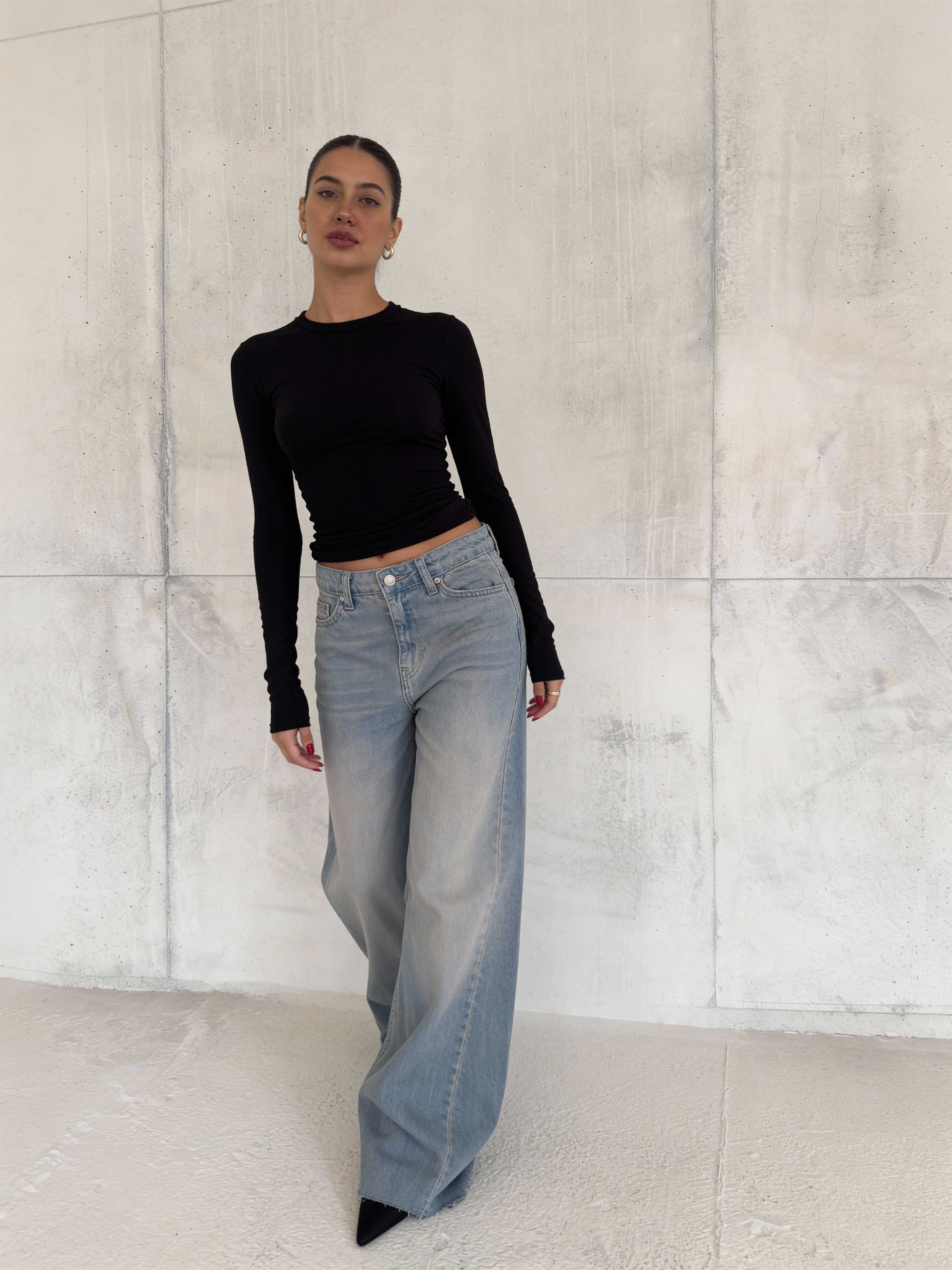 Super Baggy – High-Waist Light Vintage Blue Raw Hem Jeans Super Baggy CIZARO - Cizaro Jeans