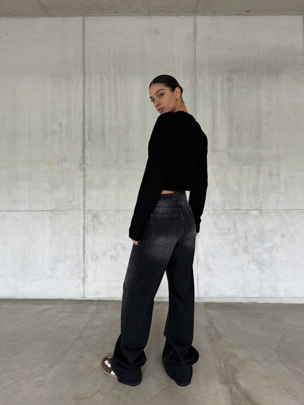Wide Leg – High-Waist Washed Black Jeans Wide-Leg CIZARO - Cizaro Jeans