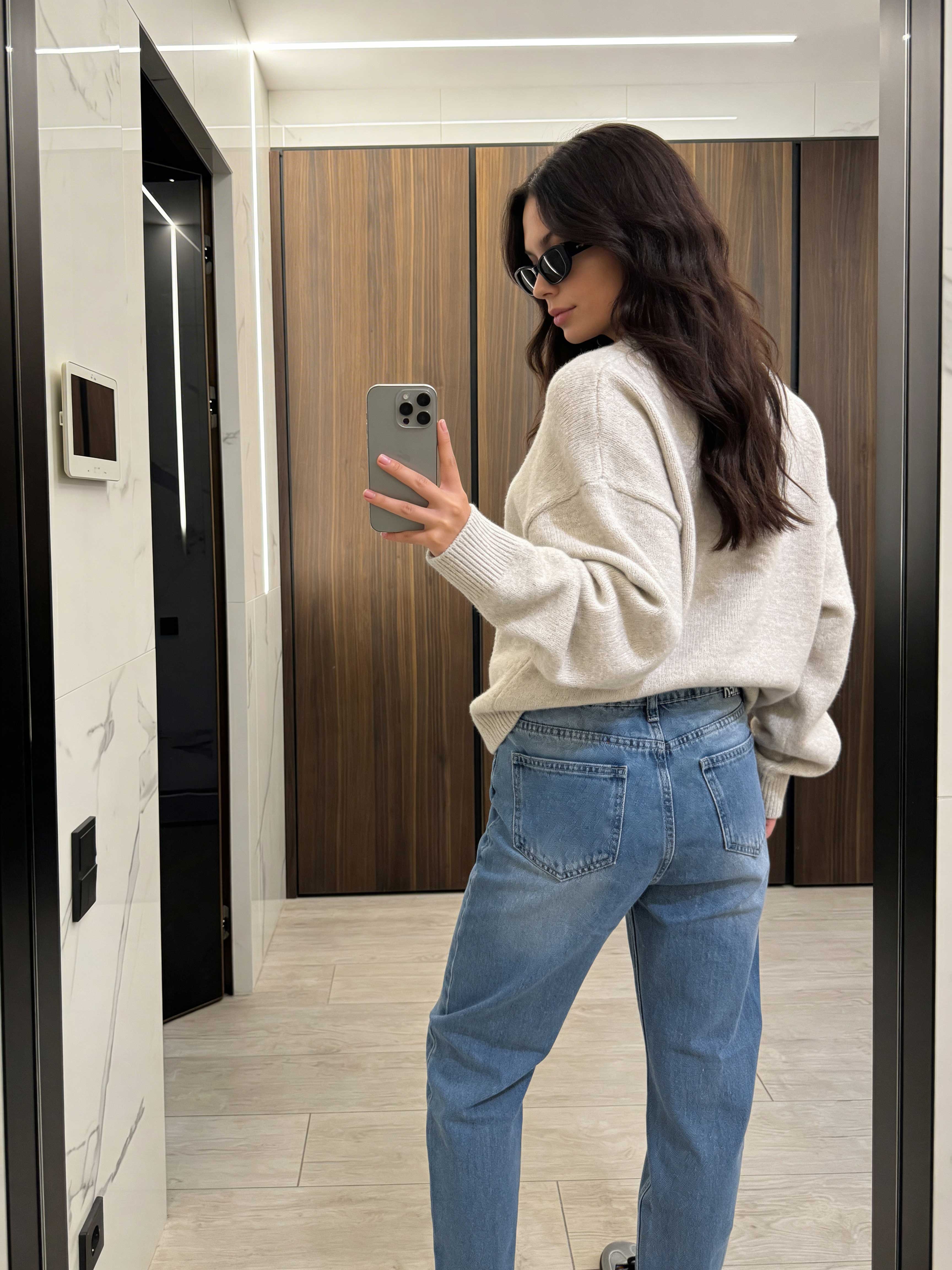 Mom Fit - High-Waist Mid Blue Washed Jeans Mom fit CIZARO - Cizaro Jeans