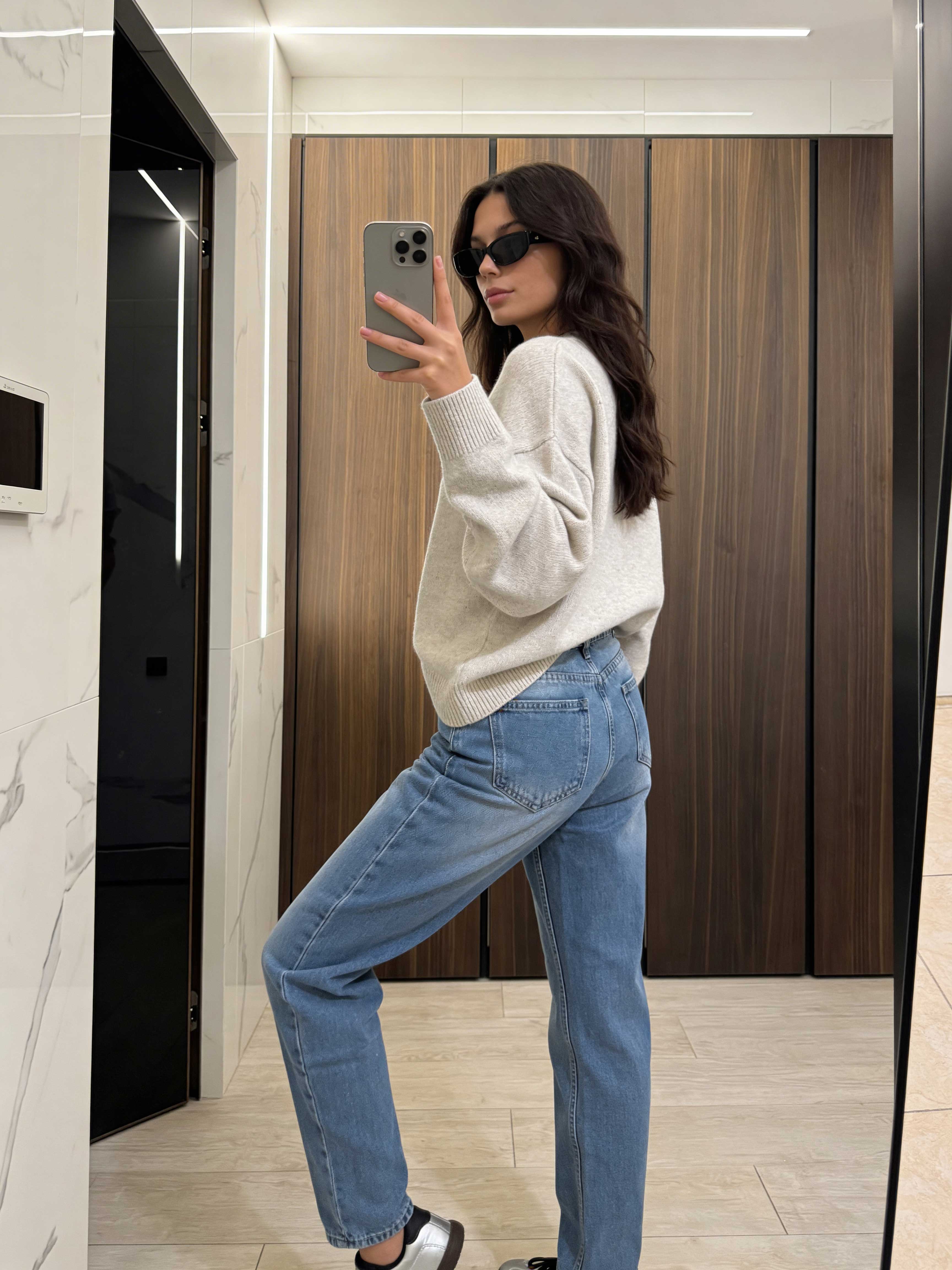 Mom Fit - High-Waist Mid Blue Washed Jeans Mom fit CIZARO - Cizaro Jeans