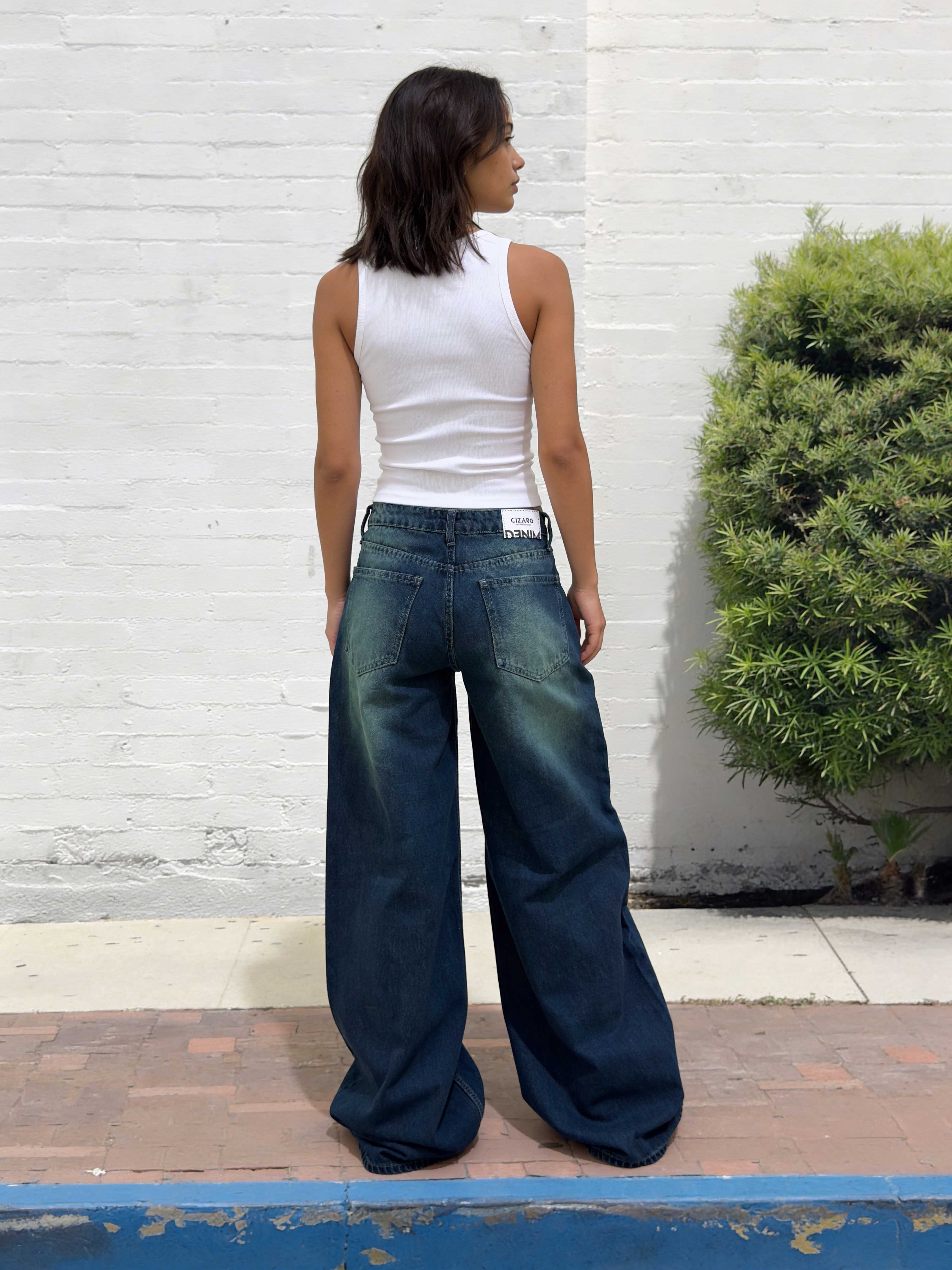 Super Baggy - Mid-Waist Dark Blue-Green Washed Jeans