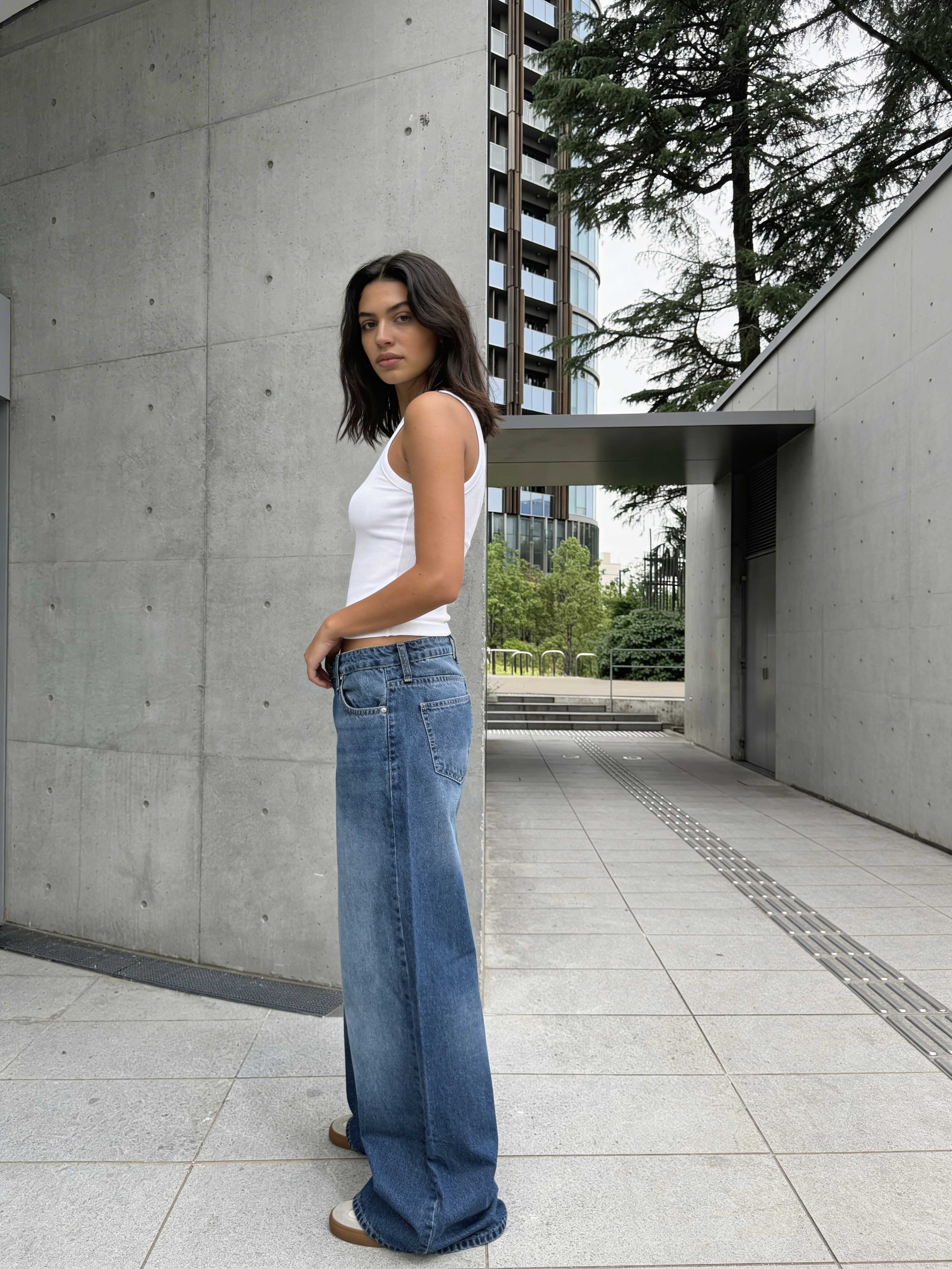 Super Baggy - Mid Waist Rich Denim Blue Jeans