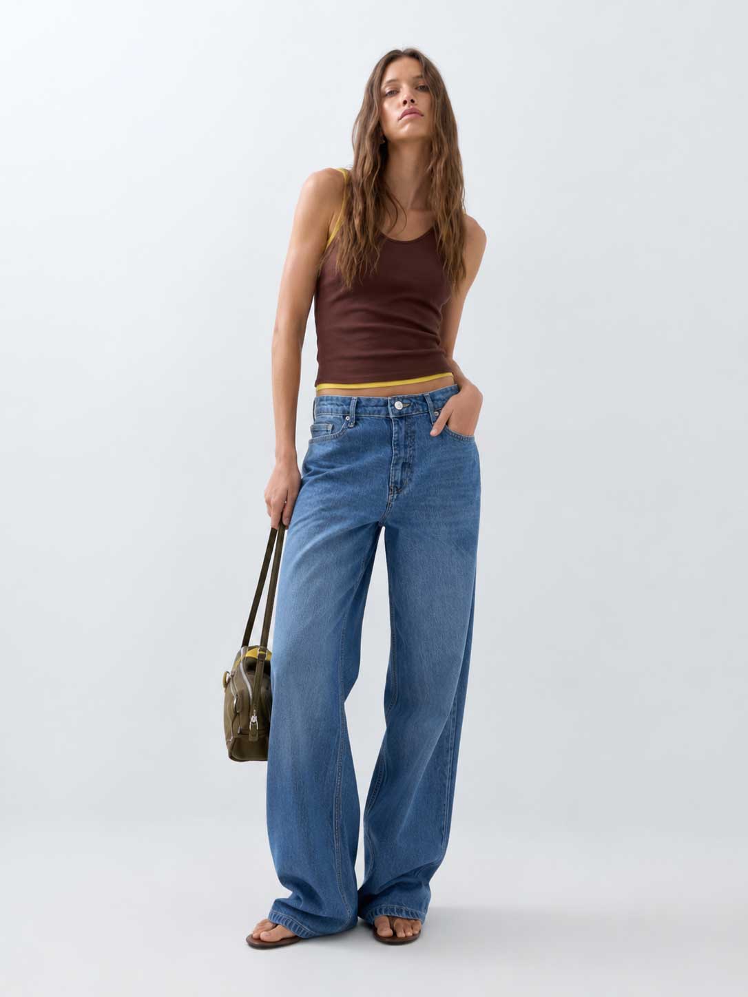 Ultra Baggy – High-Waist Light Vintage Blue Jeans