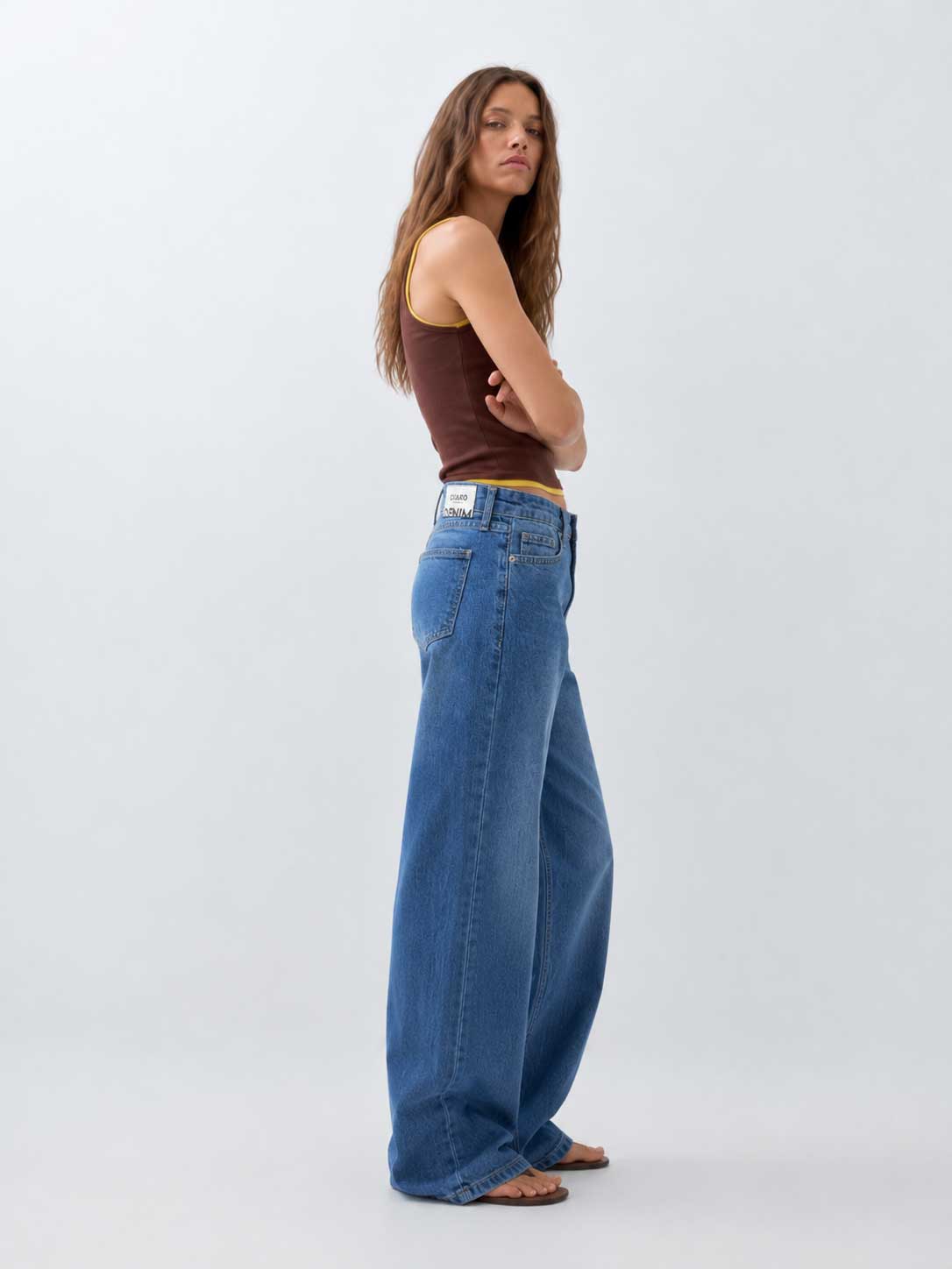 Ultra Baggy – High-Waist Light Vintage Blue Jeans