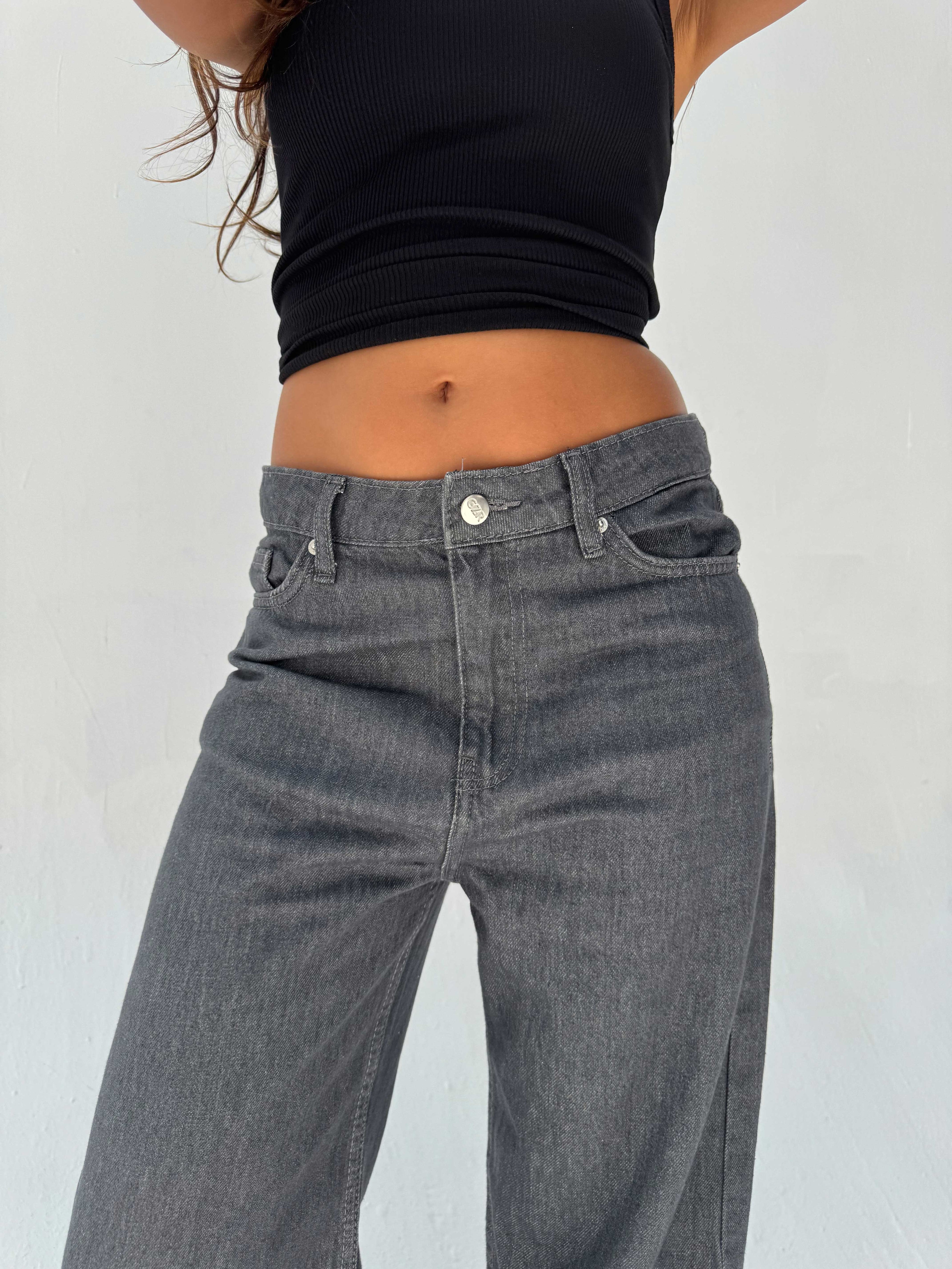 Straight High Waist – Gray Jeans