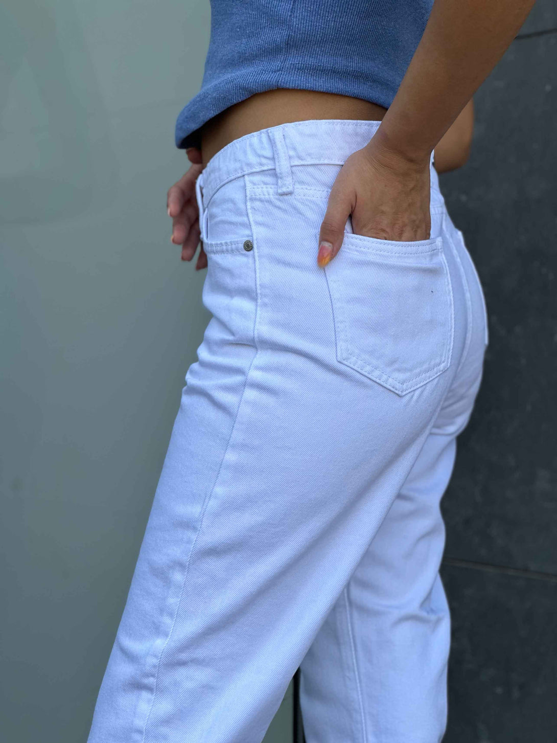 Mom Fit - White. Mom Fit CIZARO    - Cizaro Jeans