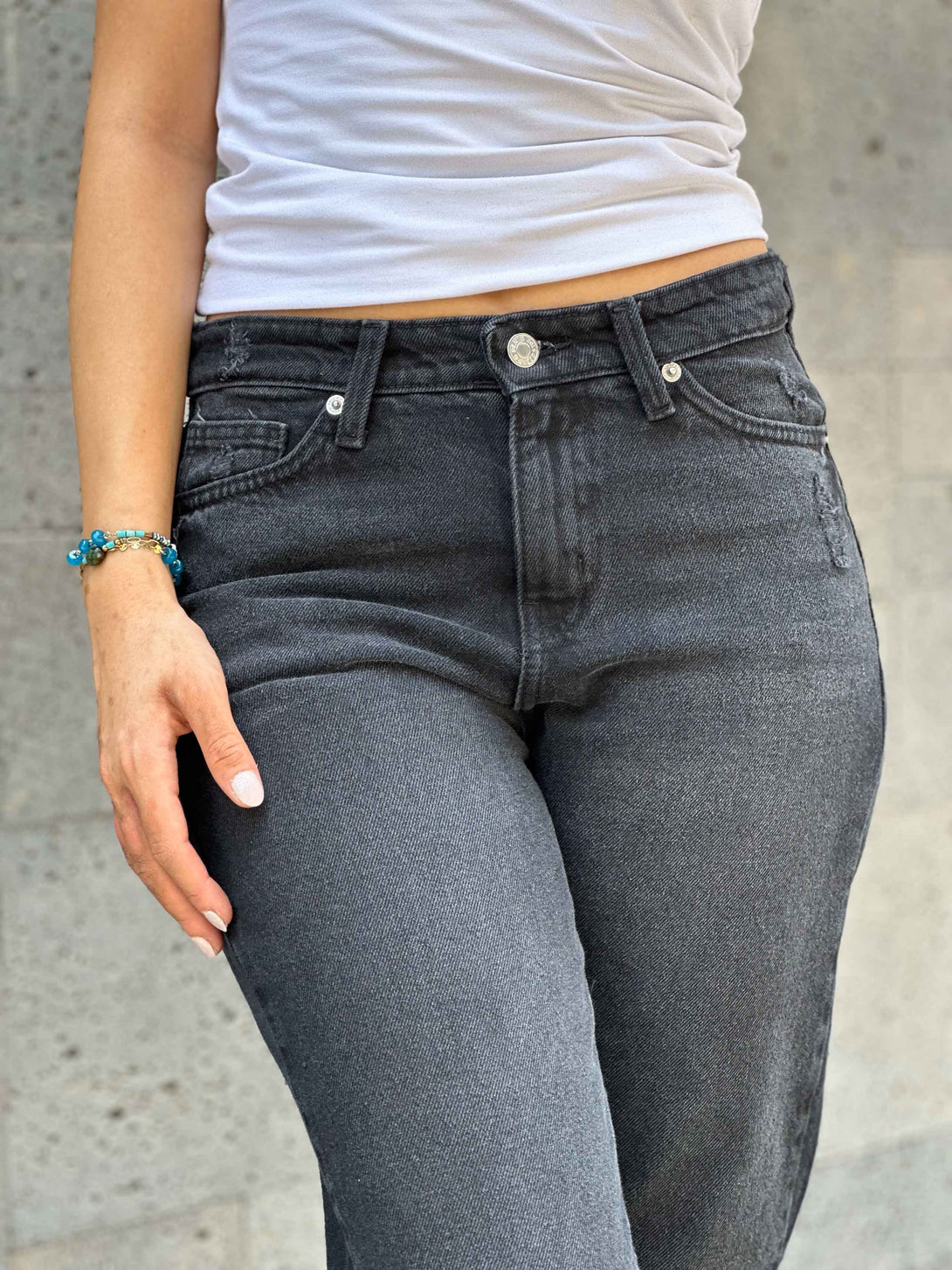 Mom-Fit - Charcoal Black. Mom-Fit CIZARO    - Cizaro Jeans