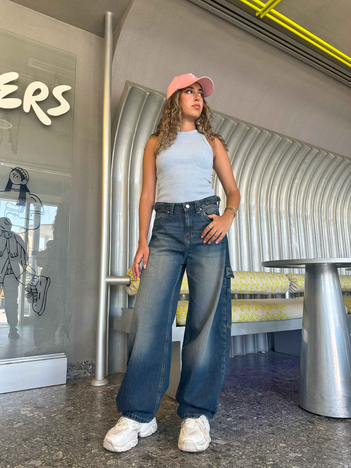 Carpenter - Mid Vintage Blue. Mom-Fit Cizaro - Cizaro Jeans