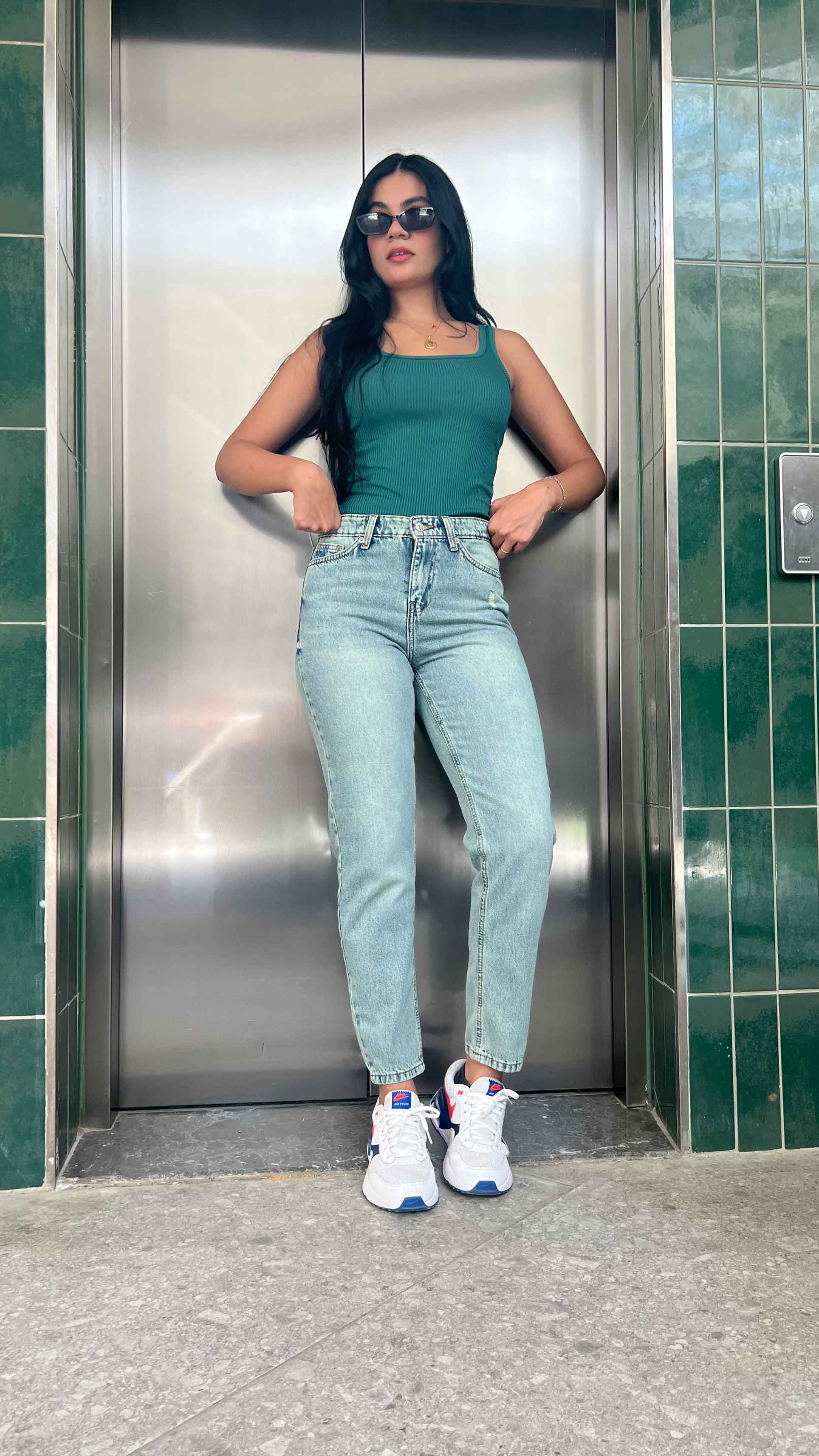 Mom Fit - Light Vintage Blue Green. Mom-Fit CIZARO - Cizaro Jeans