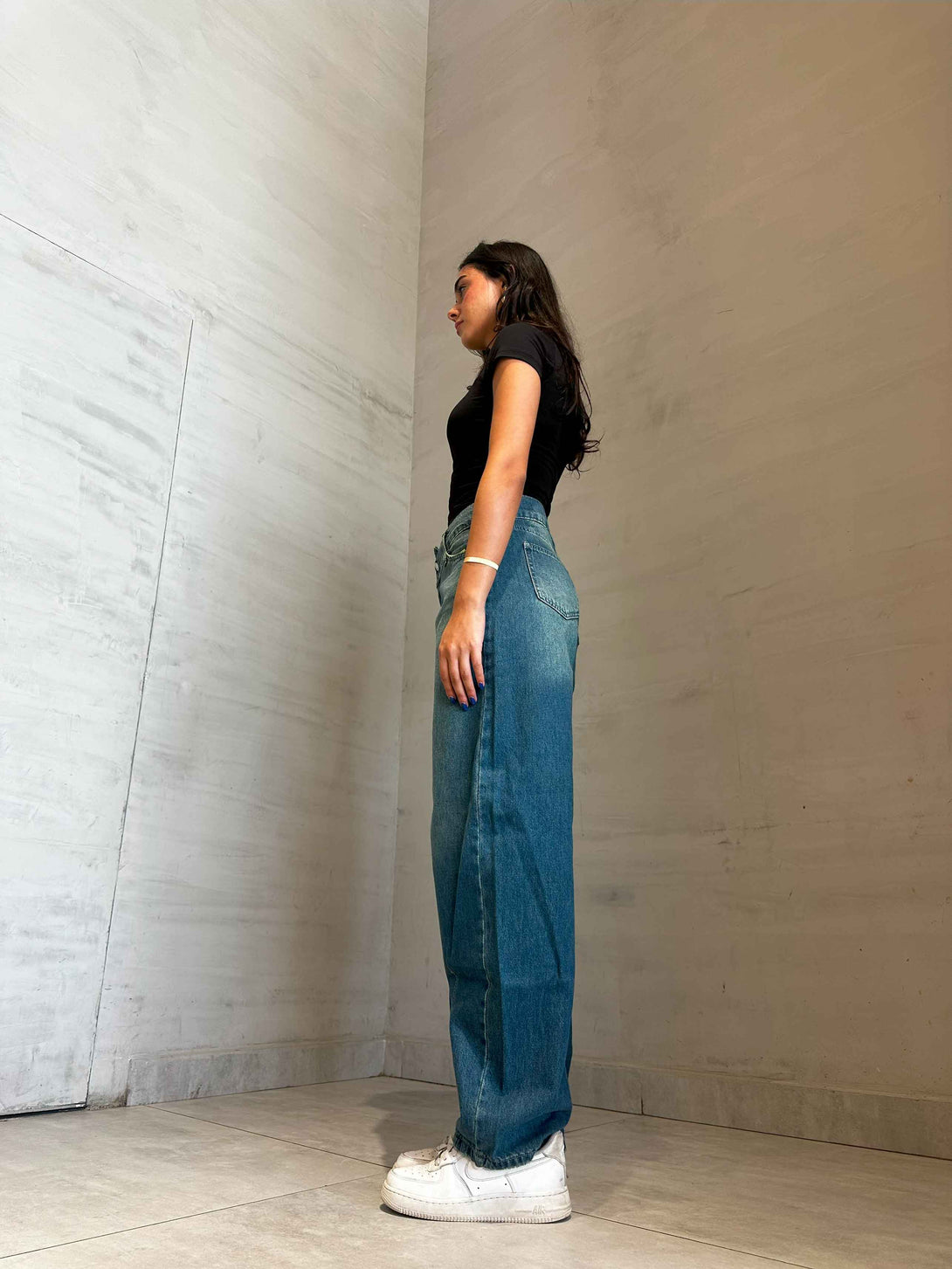 Balloon - Mid Vintage Blue Criss-Cross Jeans. Balloon CIZARO    - Cizaro Jeans