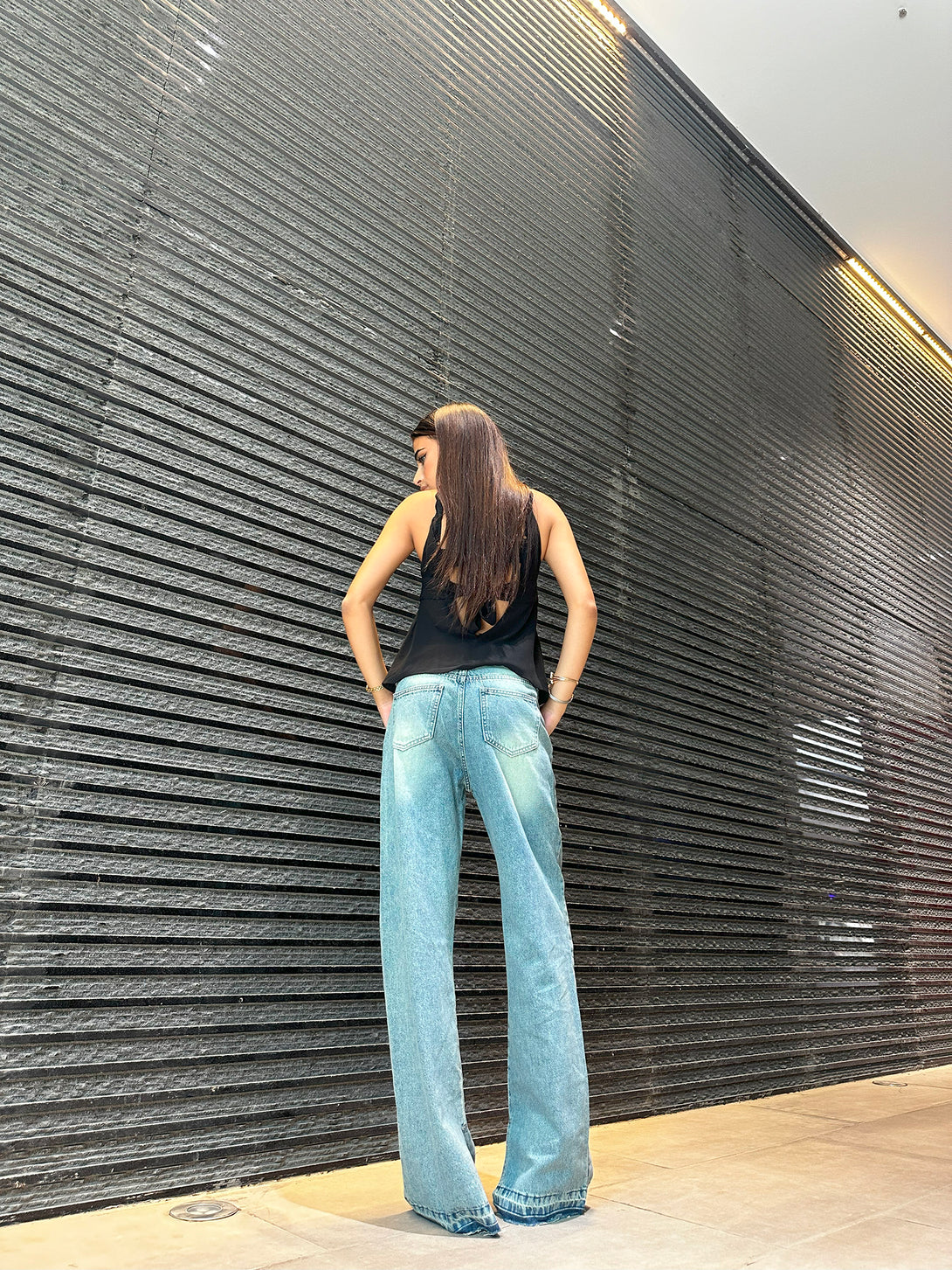 Straight Leg - Light Vintage Blue Split Hem Jeans. Baggy CIZARO    - Cizaro Jeans