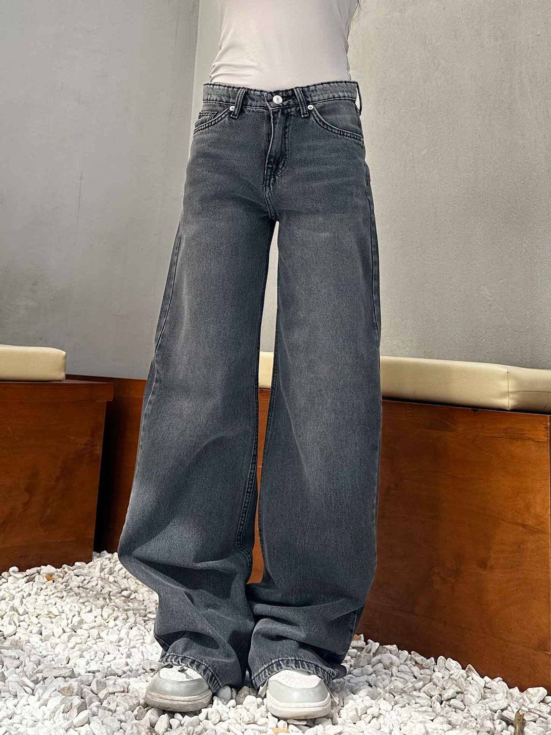 Wide-Leg - Low waist Mid Acid Grey Jeans. Wide-Leg CIZARO    - Cizaro Jeans