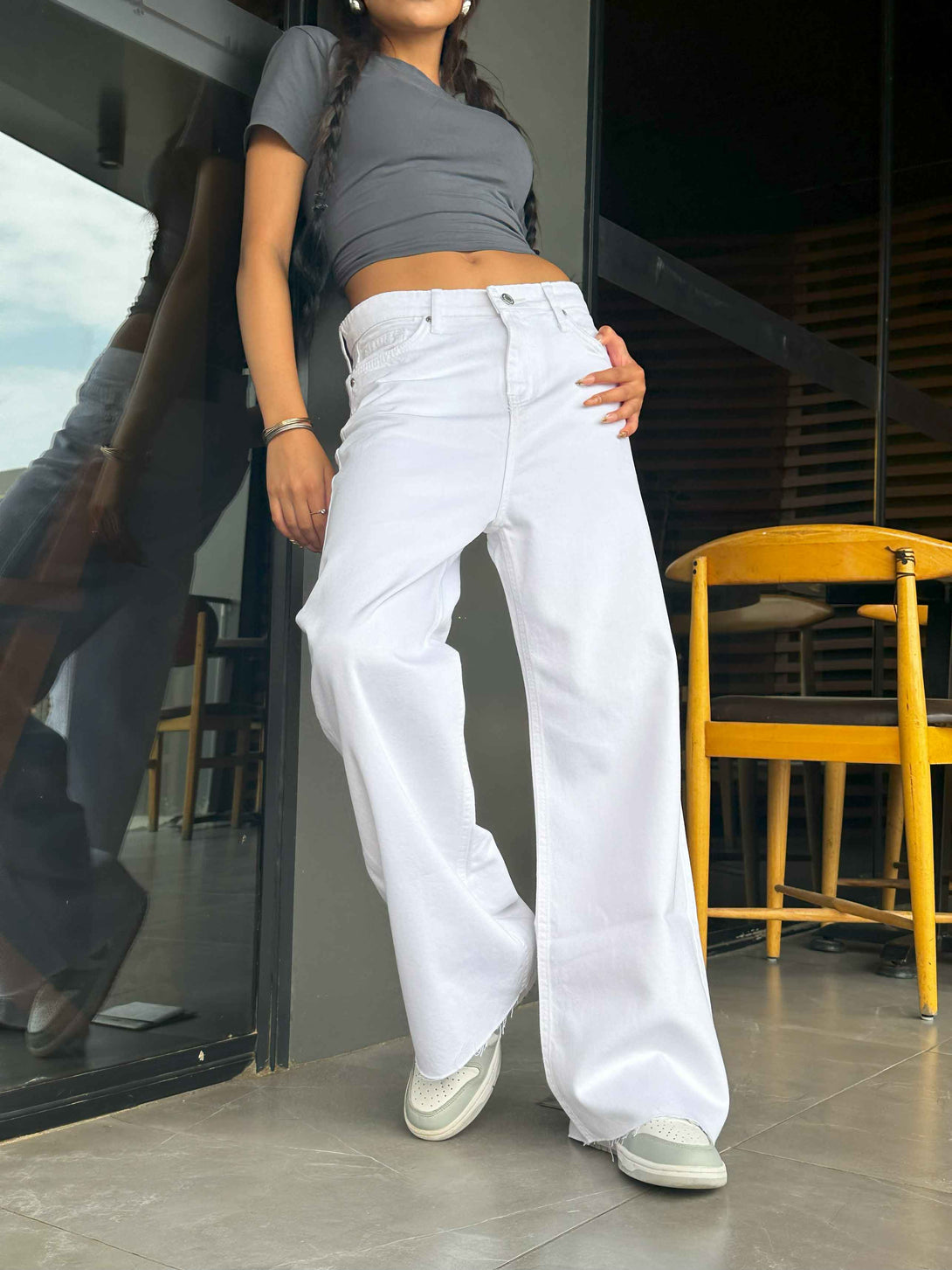 Wide Leg - White High Waisted Jeans. Wide-Leg CIZARO    - Cizaro Jeans