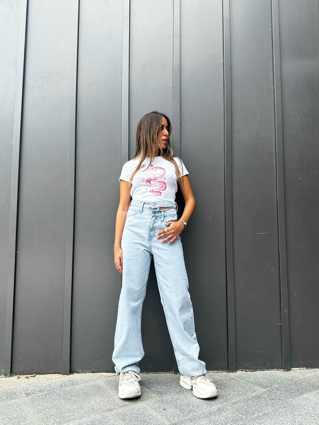 Straight - Light Blue High-Waisted Jeans. Straight-Leg CIZARO    - Cizaro Jeans