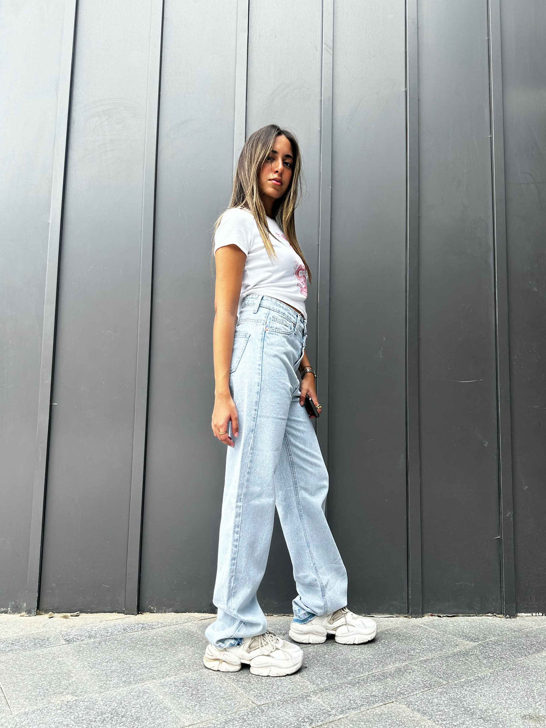 Straight - Light Blue High-Waisted Jeans. Straight-Leg CIZARO    - Cizaro Jeans