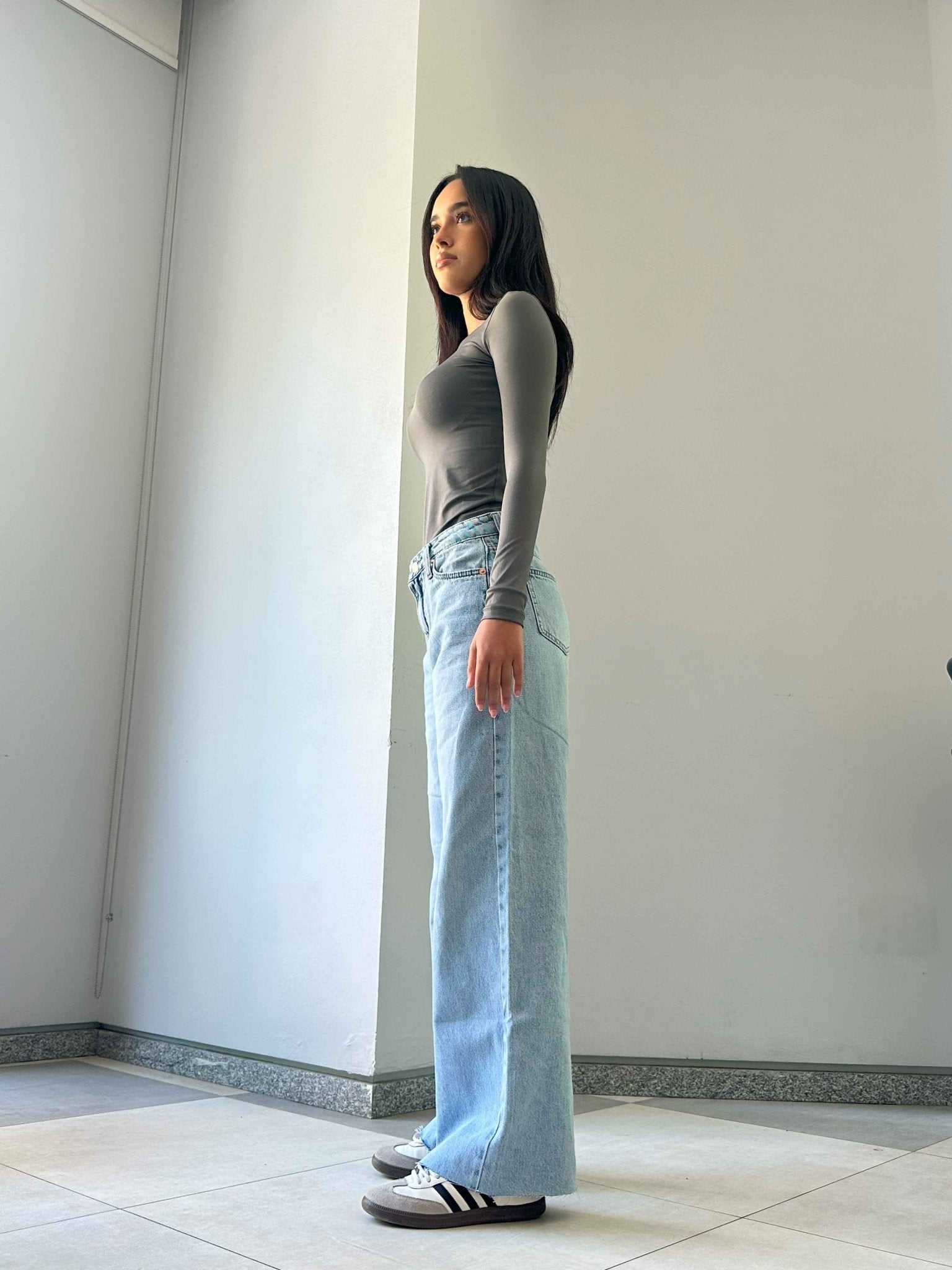 Wide Leg - Light Acid Blue Ankel Raw Hems Jeans. Wide Leg CIZARO    - Cizaro Jeans