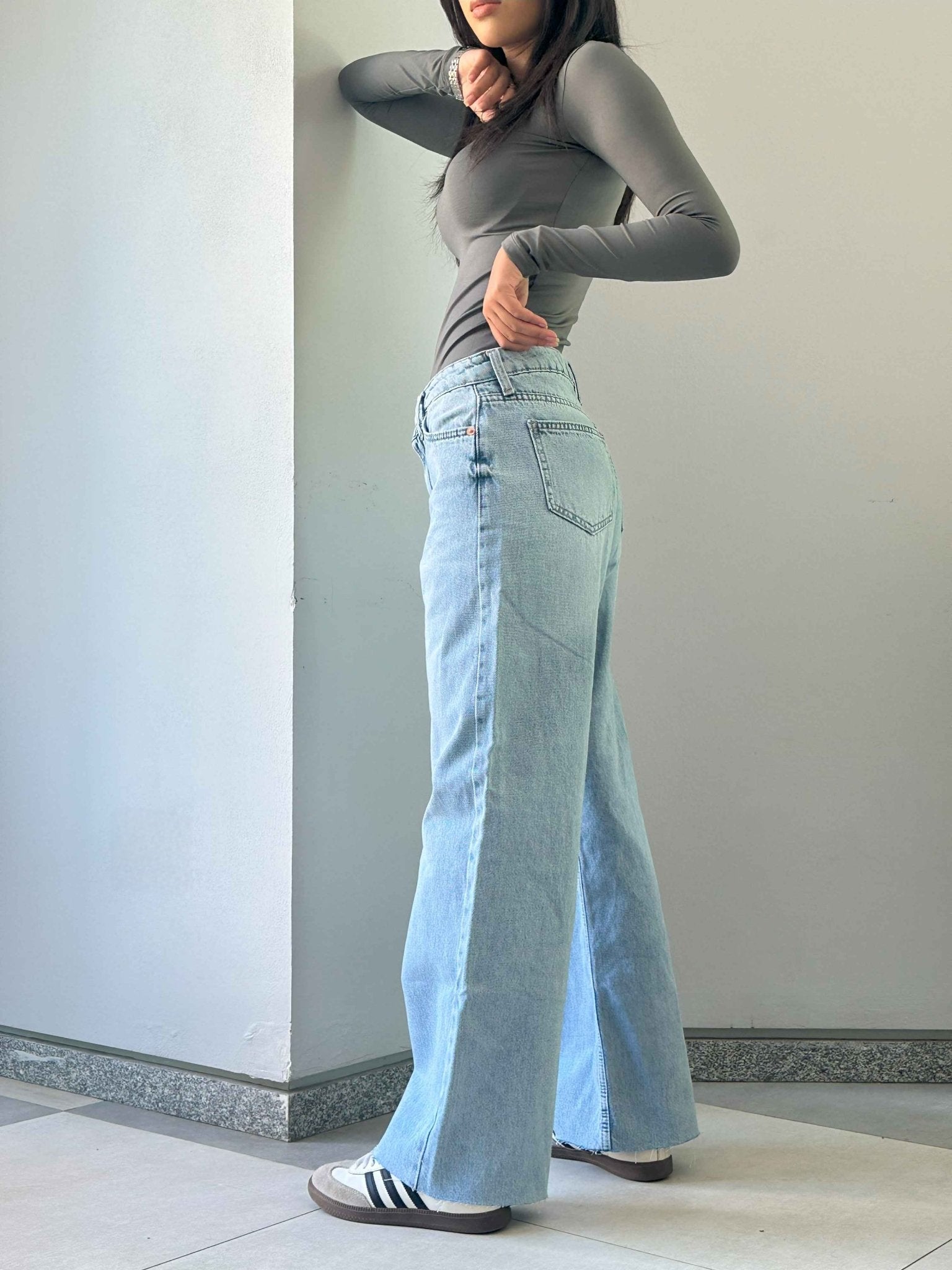 Wide Leg - Light Acid Blue Ankel Raw Hems Jeans. Wide Leg CIZARO    - Cizaro Jeans