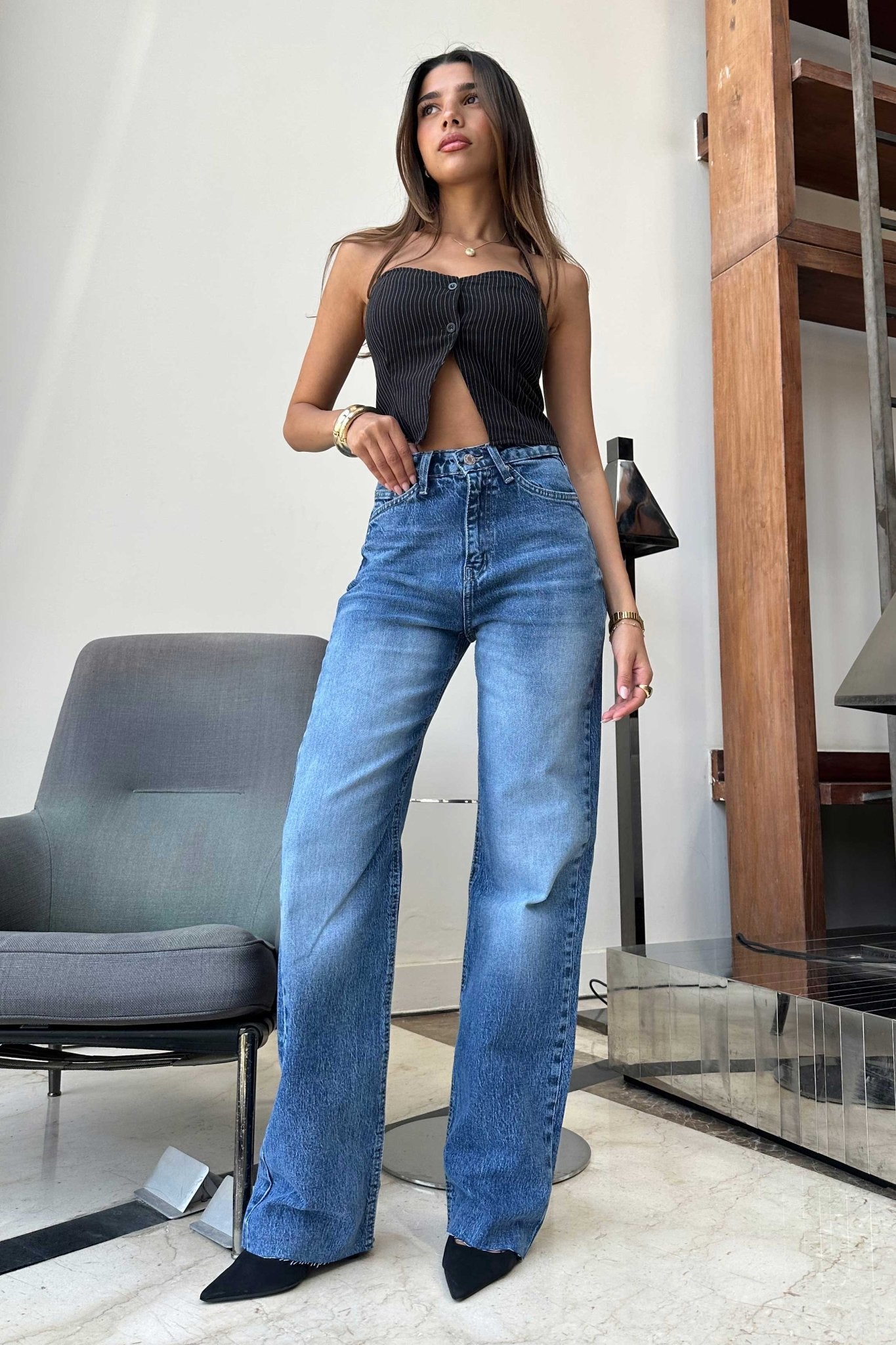 Ultra Comfort | Straight-Leg - High-Waist Raw Hem Medium Blue Wash Jeans