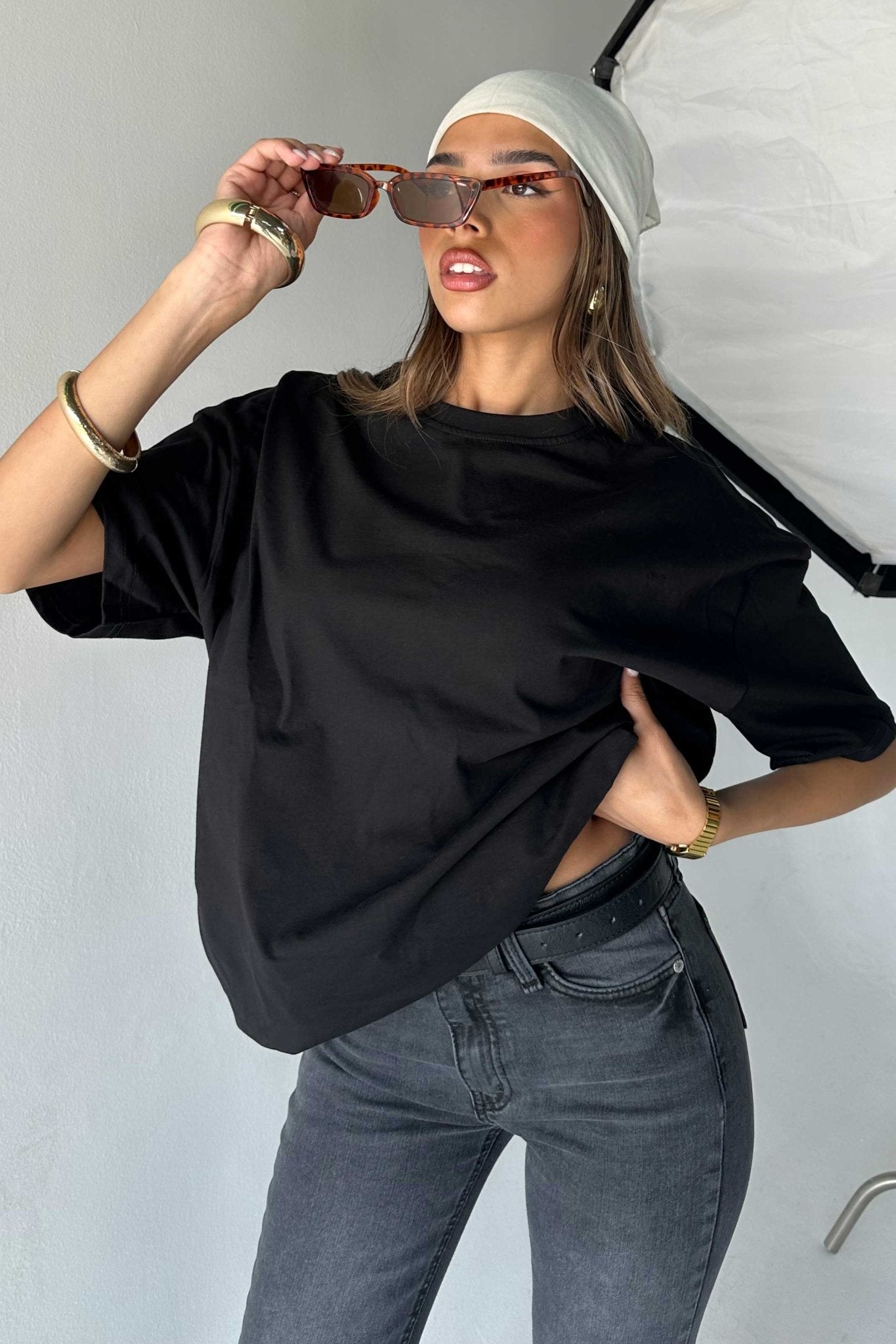 Oversized - High-Round Neck Black Tee T-Shirt - Basics CIZNEW - Cizaro Jeans