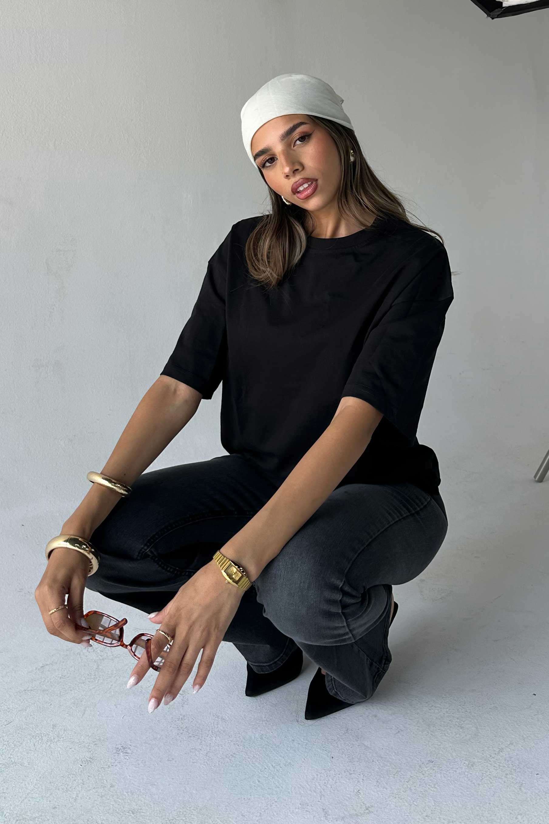 Oversized - High-Round Neck Black Tee T-Shirt - Basics CIZNEW - Cizaro Jeans