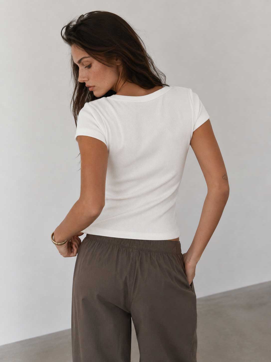 Short Sleeve U-Neck Ribbed Top – White