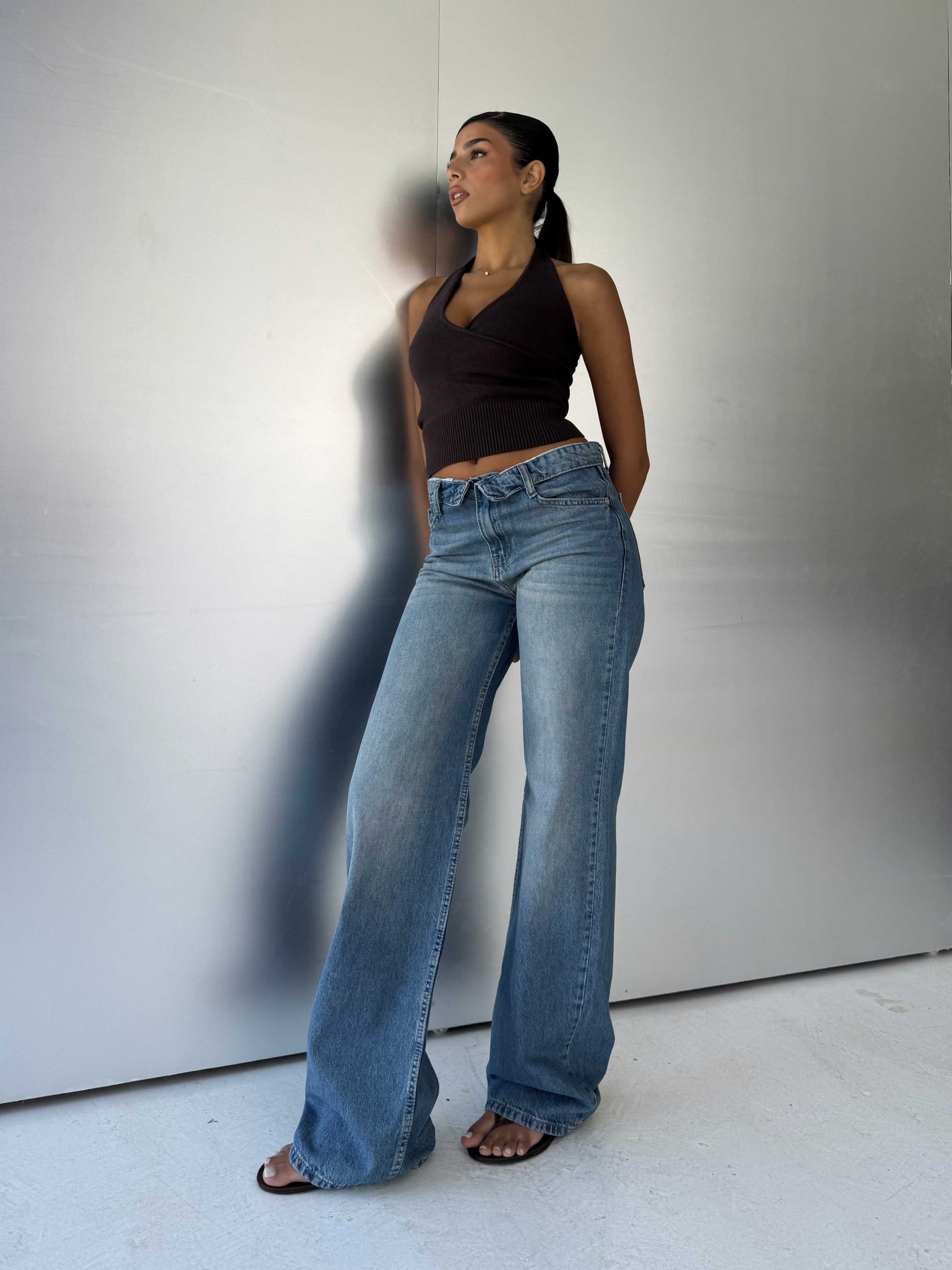 Folded Waistband Baggy – Low-Waist Light Vintage Blue Jeans