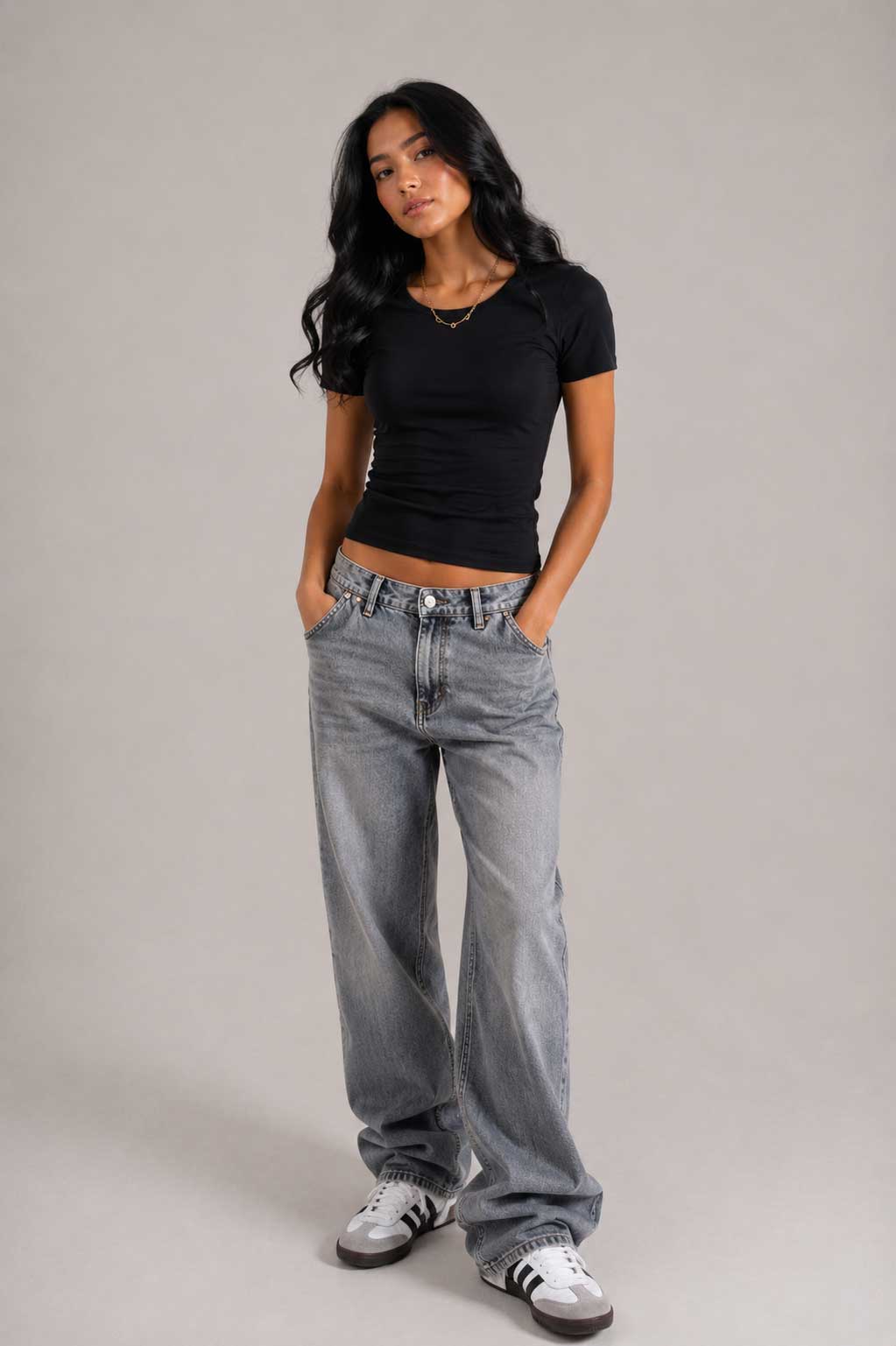 Double-Layer Fitted Short Sleeve U-Neck Top – Black T-shirt CIZARO - Cizaro Jeans