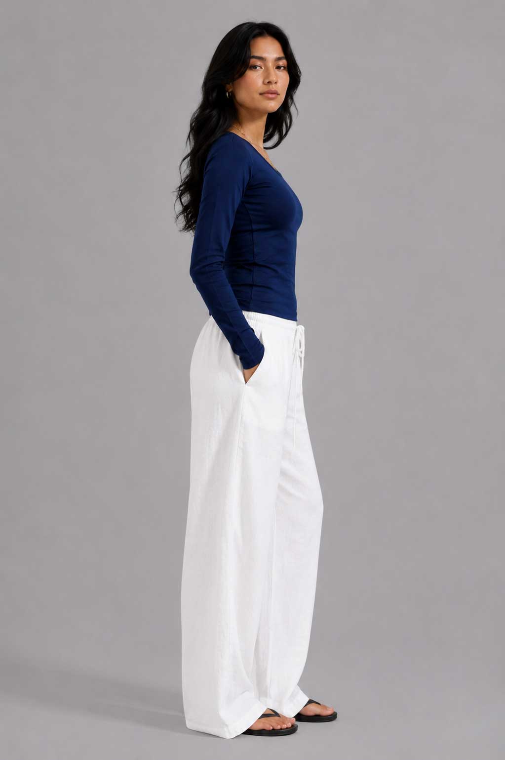 Double-Layer Fitted Long Sleeve U-Neck Top – Navy T-shirt CIZARO - Cizaro Jeans