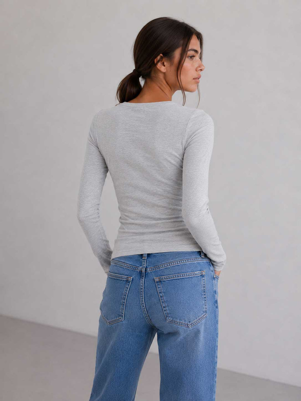 Double-Layer Fitted long Sleeve Crew neck Top _ Gray