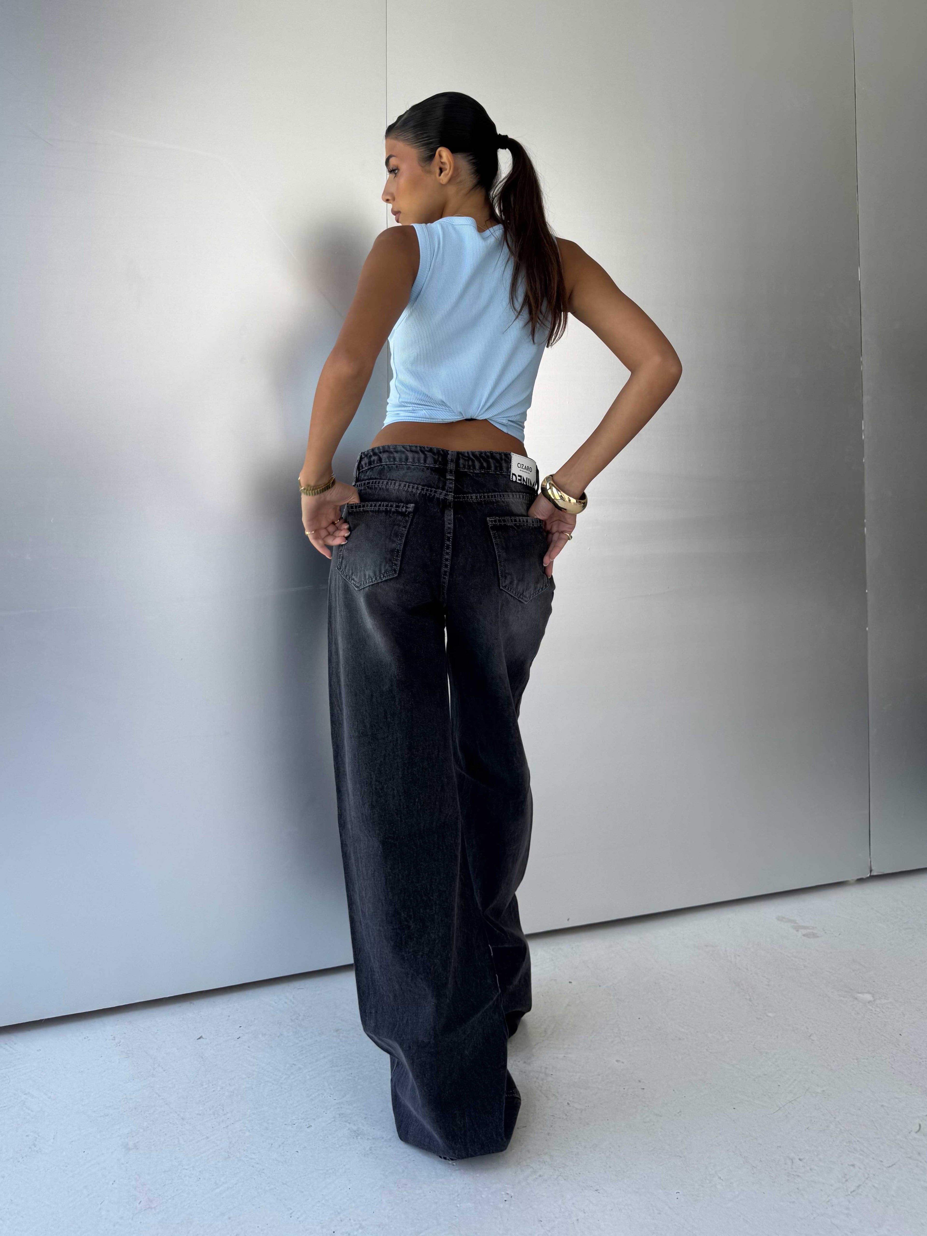 Baggy High-Waist Washed Black Jeans