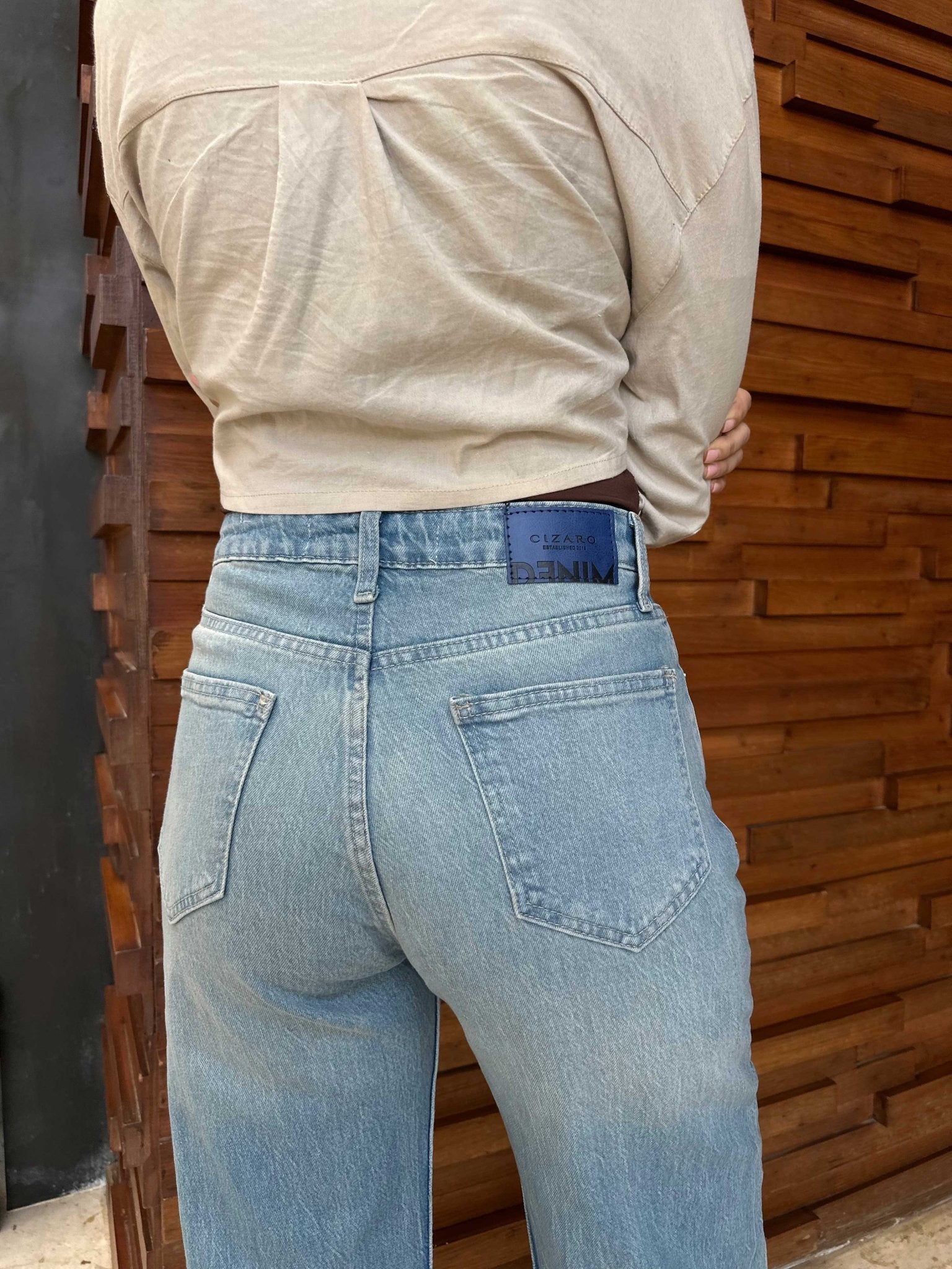 Ultra Comfort Baggy - High-Waist Light Med Vintage Blue Jeans ultra comfort baggy CIZARO - Cizaro Jeans
