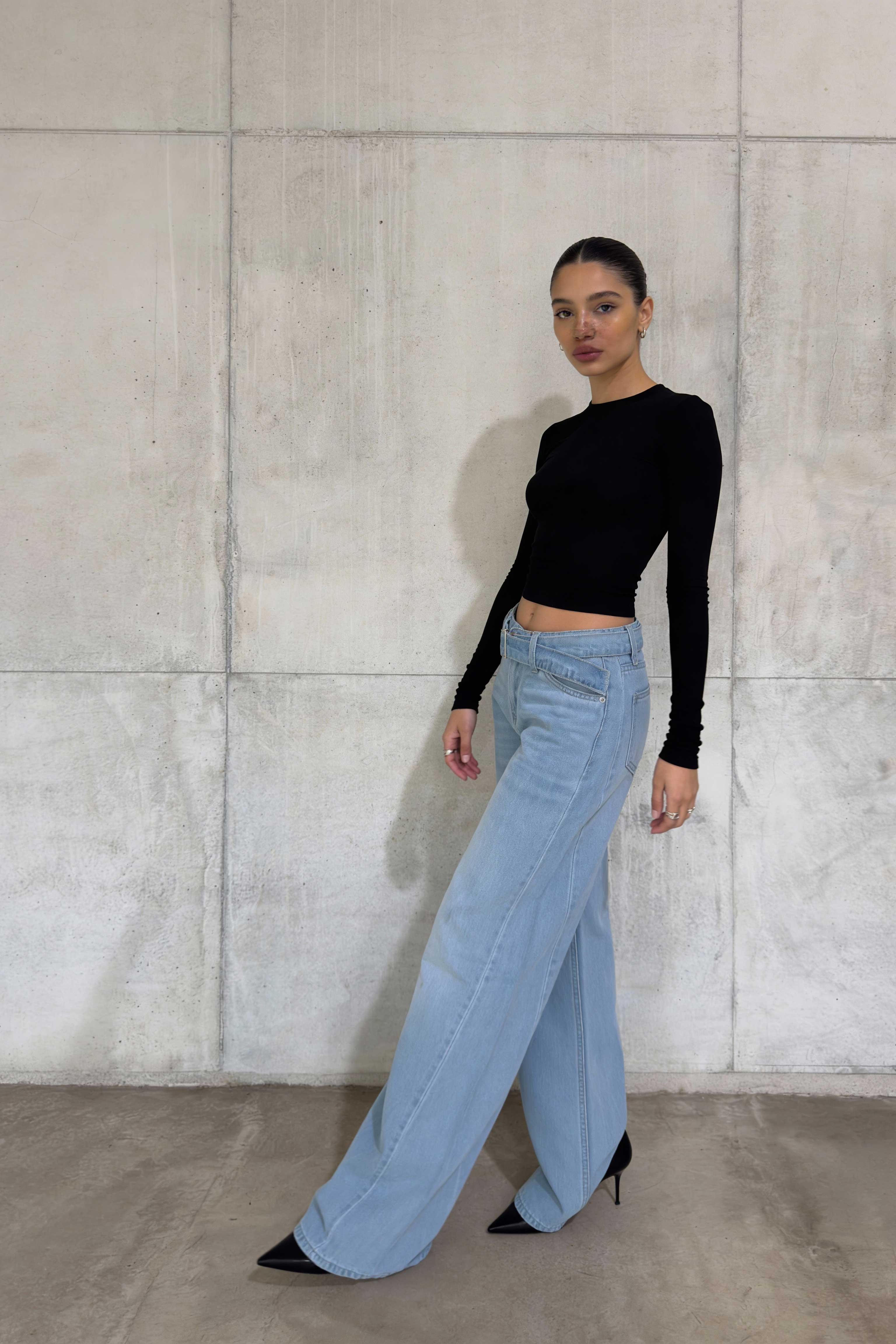 Belted Super Baggy – Mid-Rise Bright Blue Jeans Super Baggy CIZARO - Cizaro Jeans