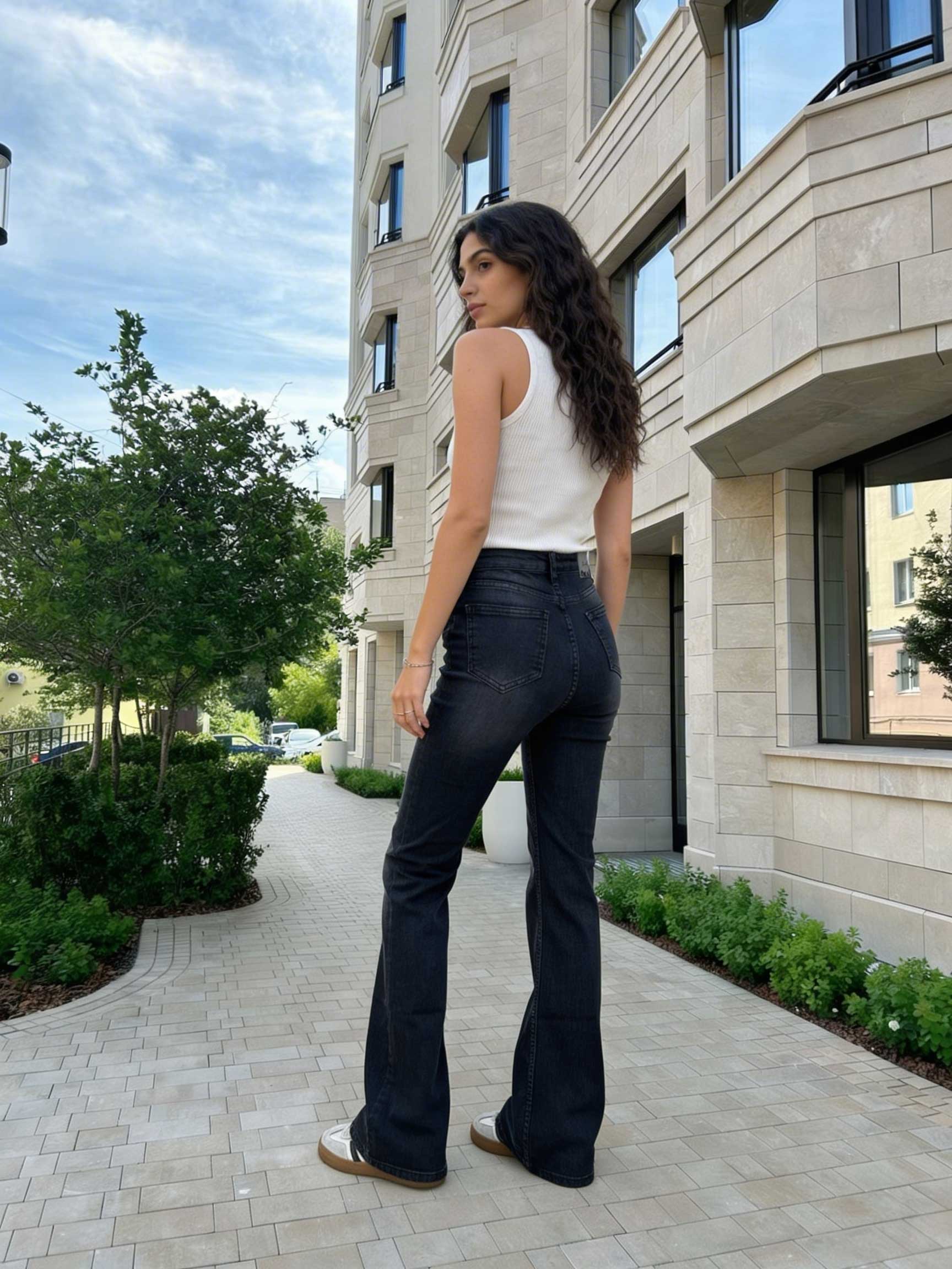 Slim Flare – High-Waist Washed Black Jeans Flare CIZARO - Cizaro Jeans