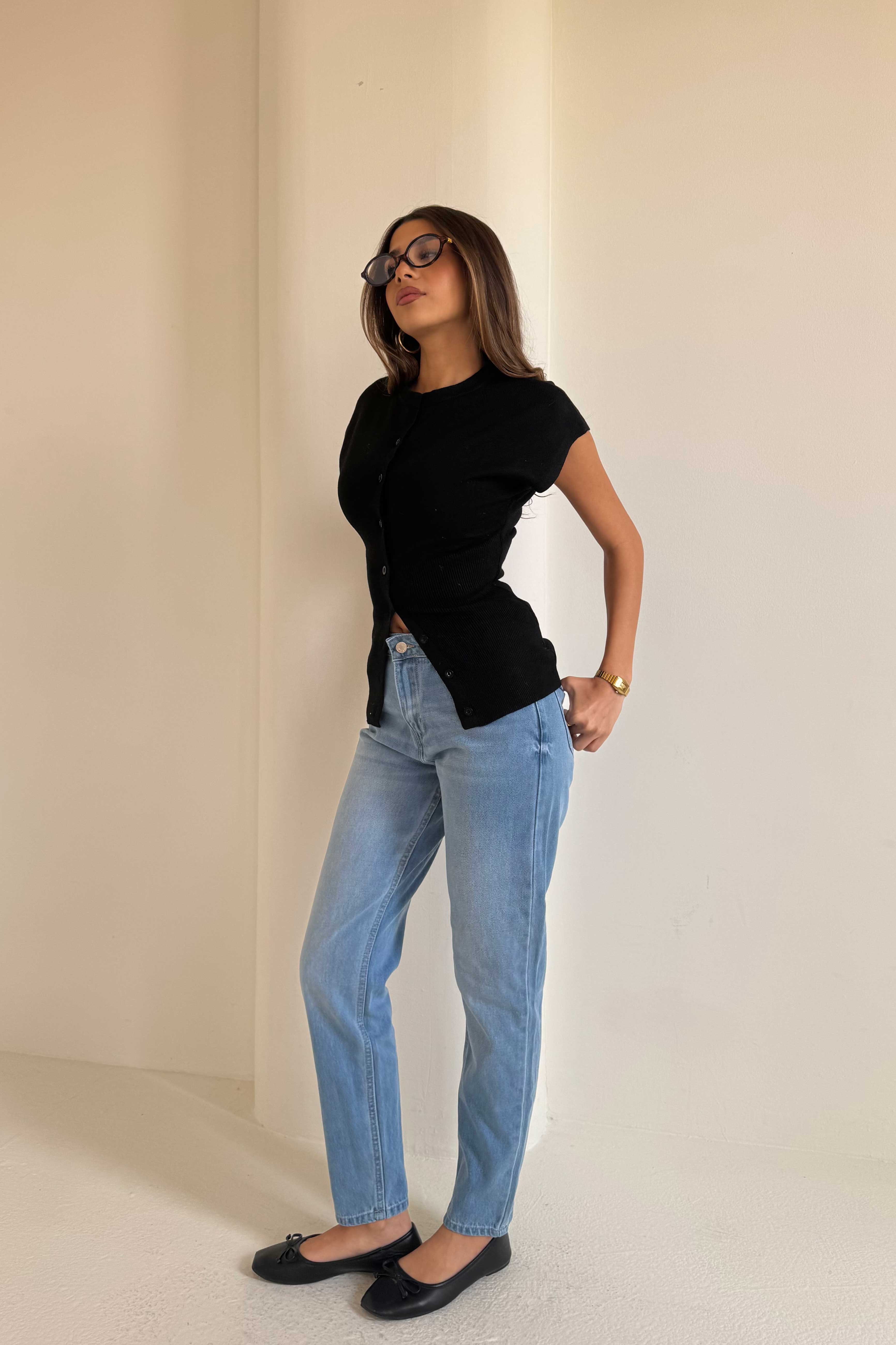 Mom Fit – Mid-Rise Powder Blue Jeans